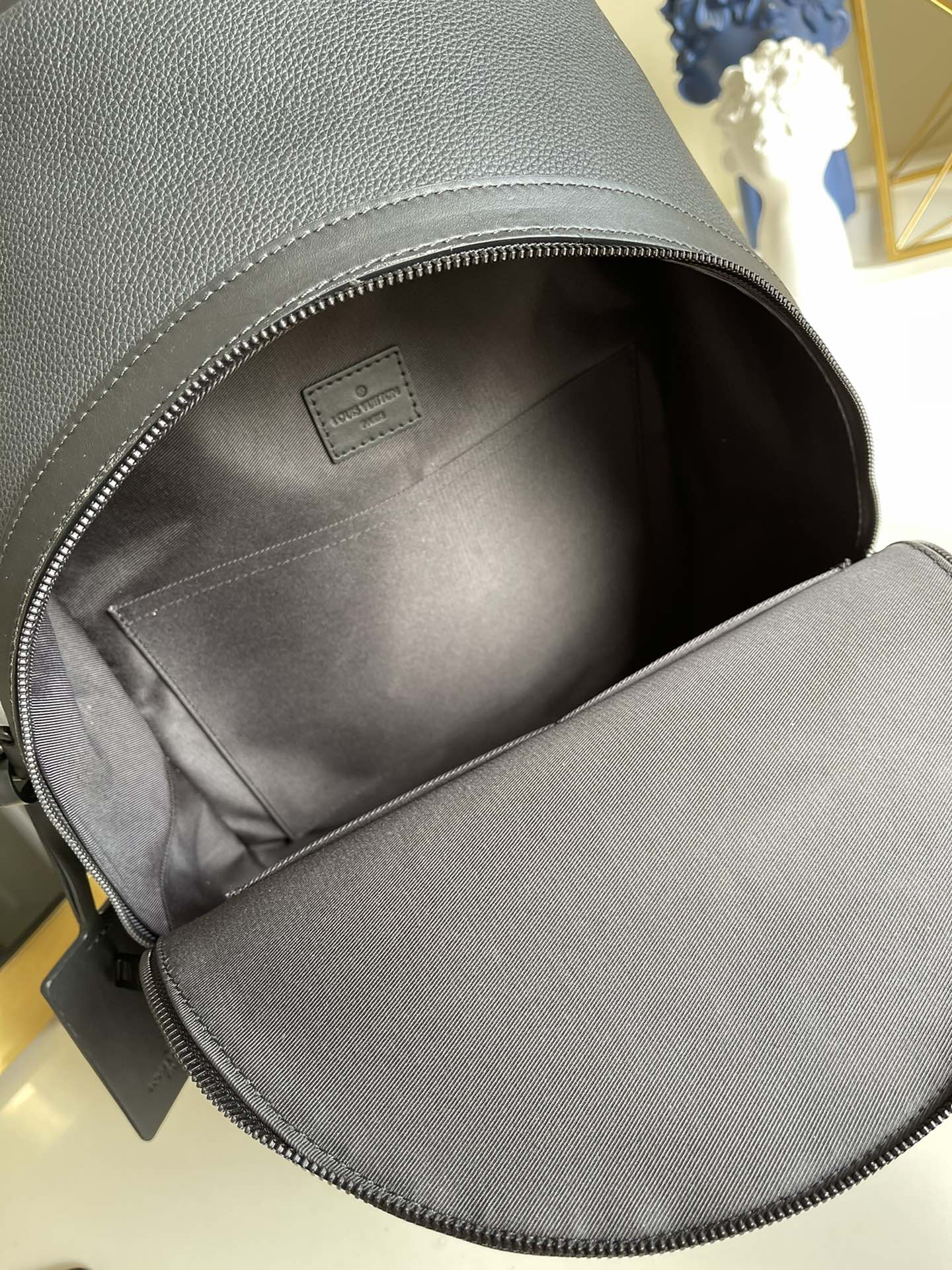 루이비통 에어로그램 백팩 M57079 상세 이미지 7