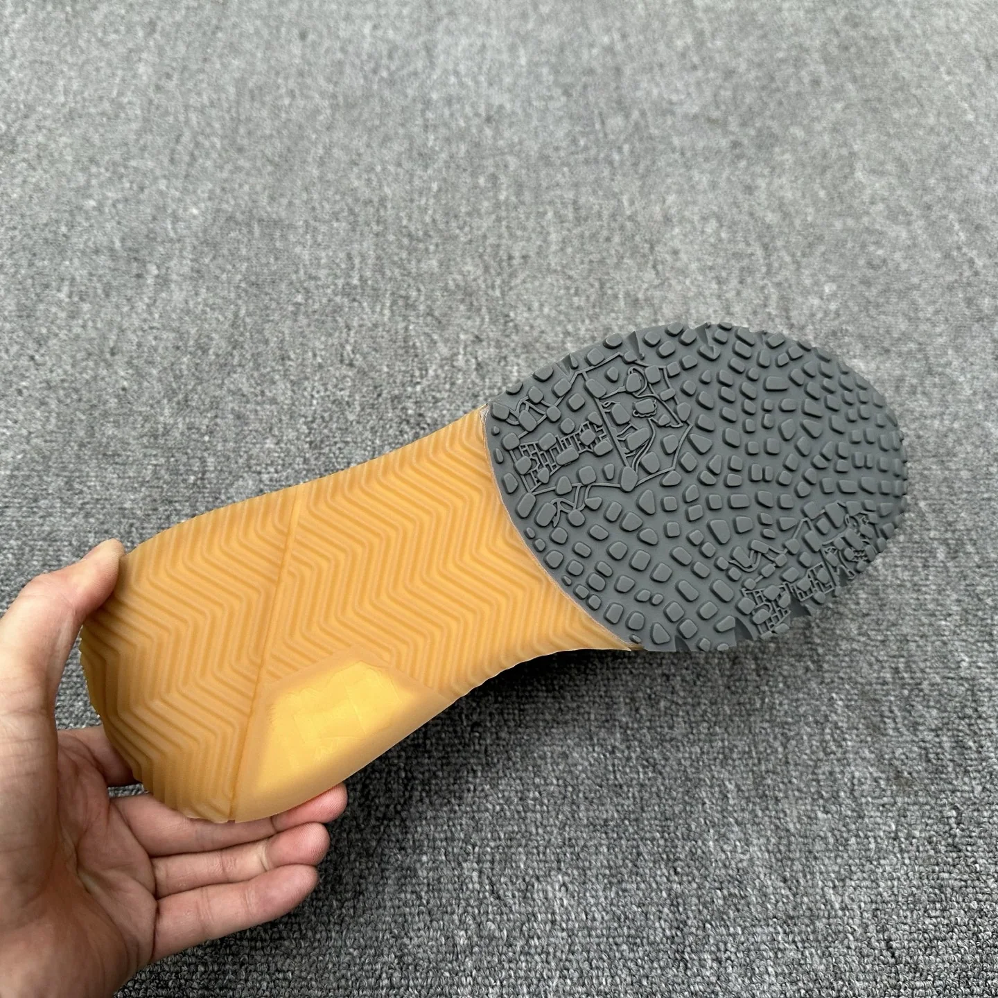 브루넬로쿠치넬리 카시미어 스웨이드 남성 신발 상세 이미지 9