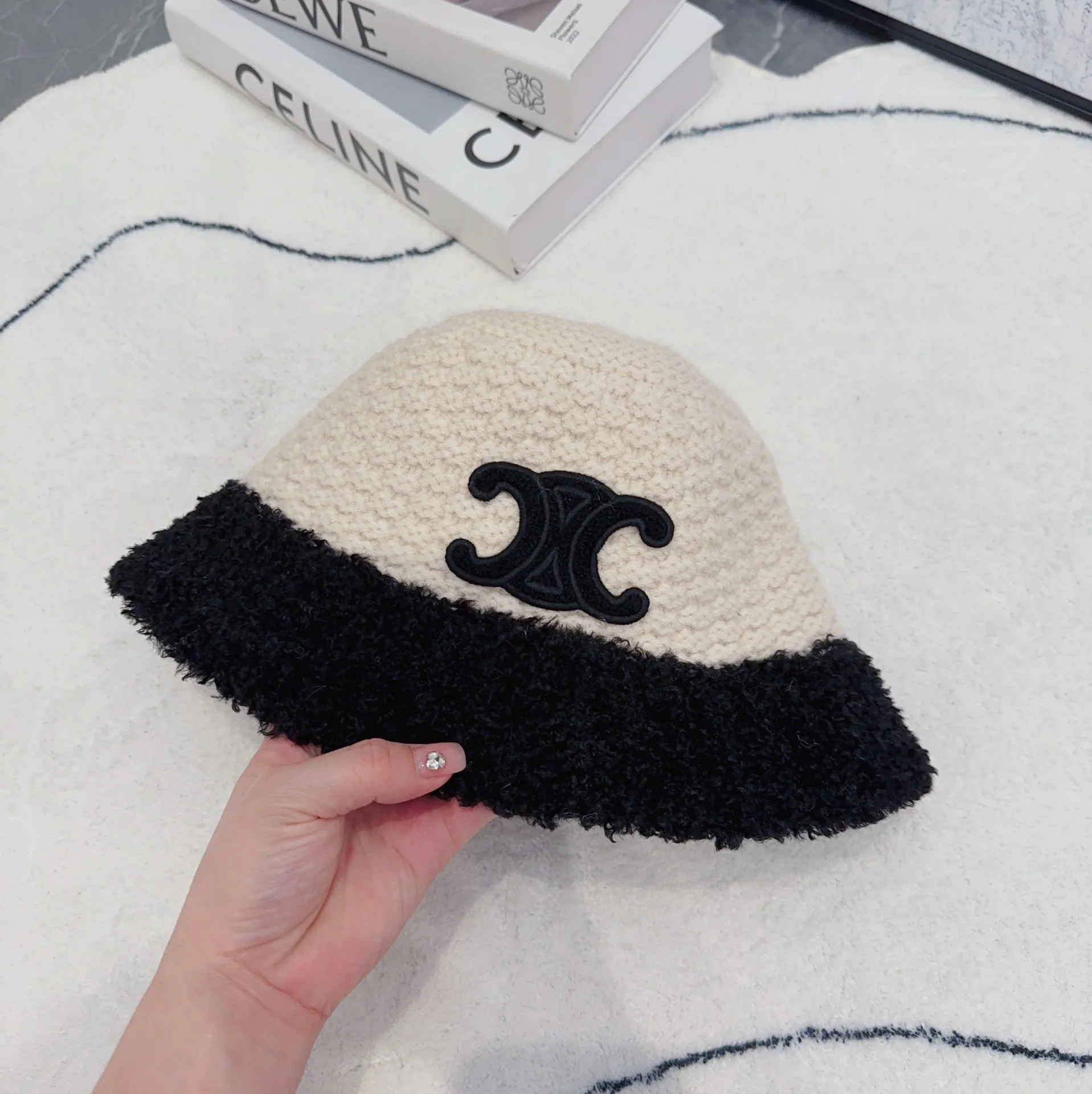셀린느 모자 83373 Celine Cap 상세 이미지 9