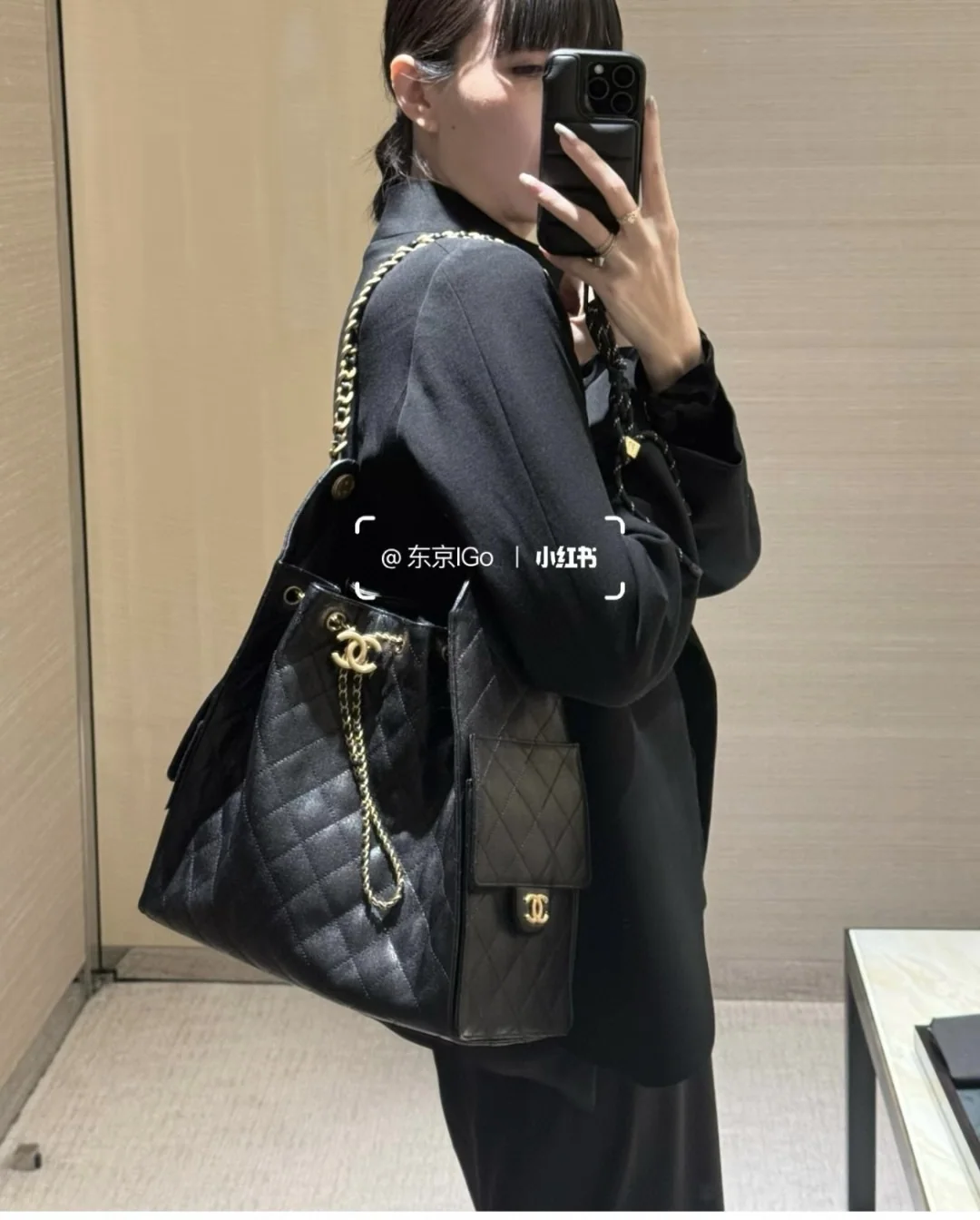 샤넬 캐비어 25백 맥시 호보백 상세 이미지 3