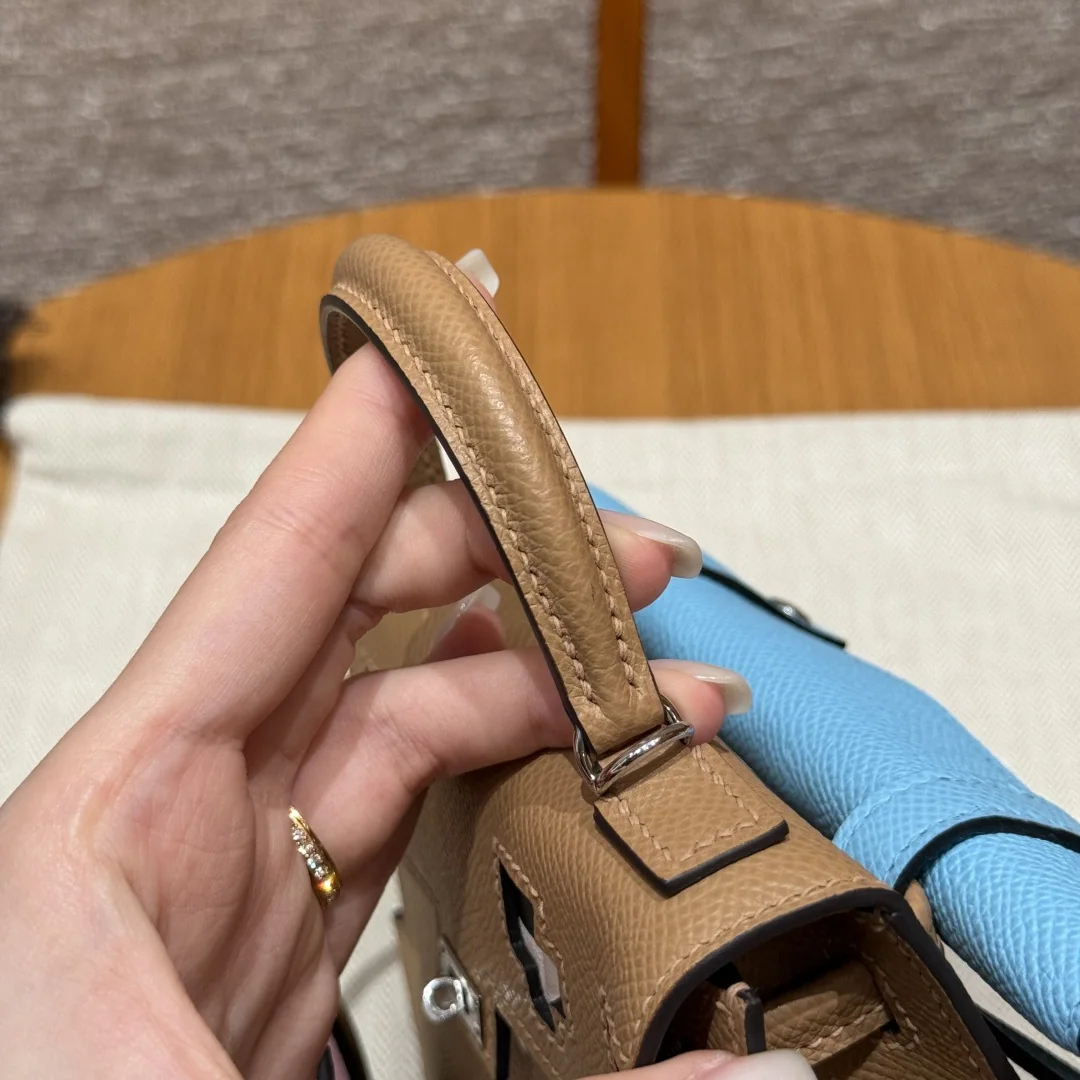에르메스 켈리돌백 밀크티 가죽 가방 상세 이미지 7