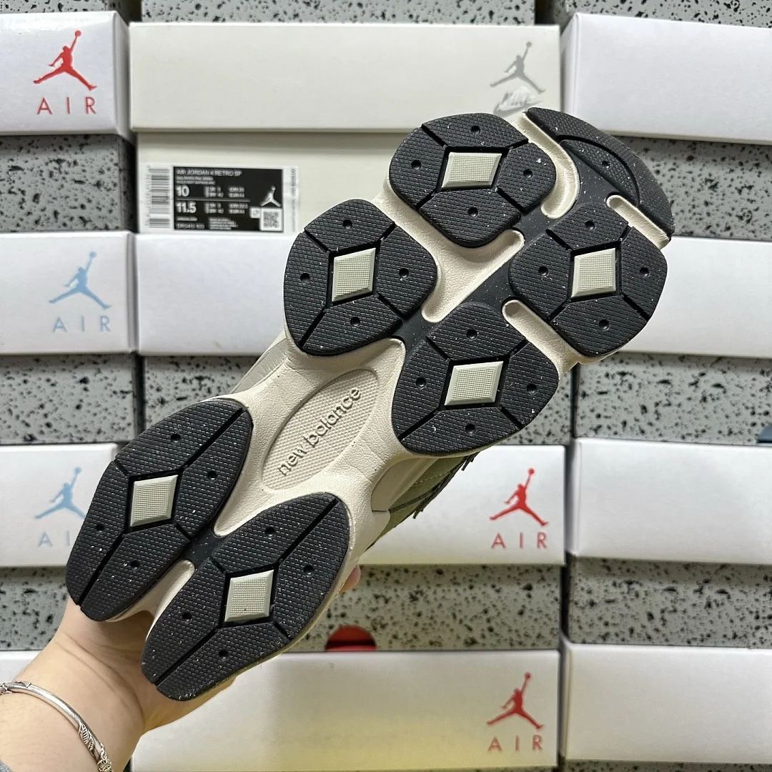 뉴발란스 [C] 9060 U9060ORC 202229 New Balance 9060 상세 이미지 2