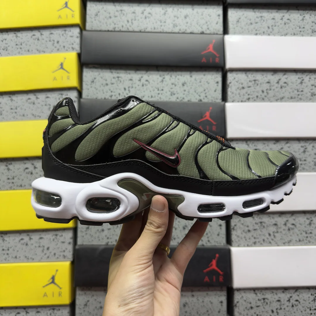 나이키 [BD] 에어 맥스 플러스 FB9722-300 201854 Nike Air Max Plus Cargo Khaki Phantom 상세 이미지 4