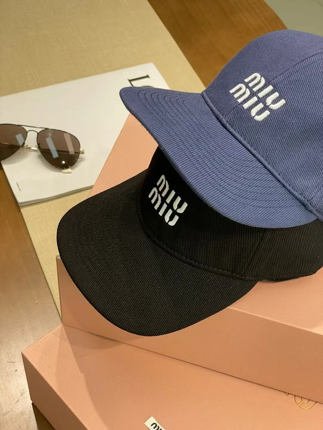 미우미우 모자 80817 Miu Miu Cap 상세 이미지 3