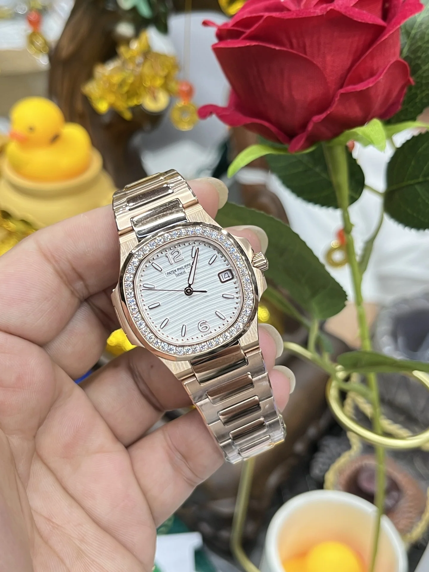 파텍필립 노틸러스 7010 쿼츠 여성용 GR 공장 레플리카 43973 Patek Philippe 상세 이미지 9