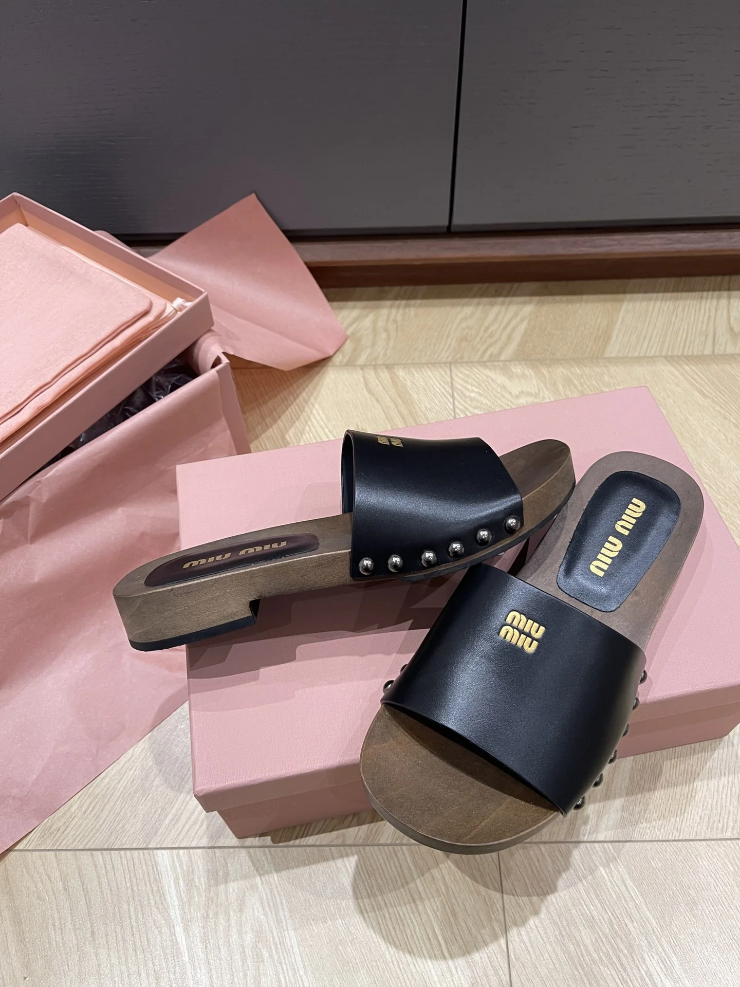 미우미우 나무 클로그 샌들 상세 이미지 3
