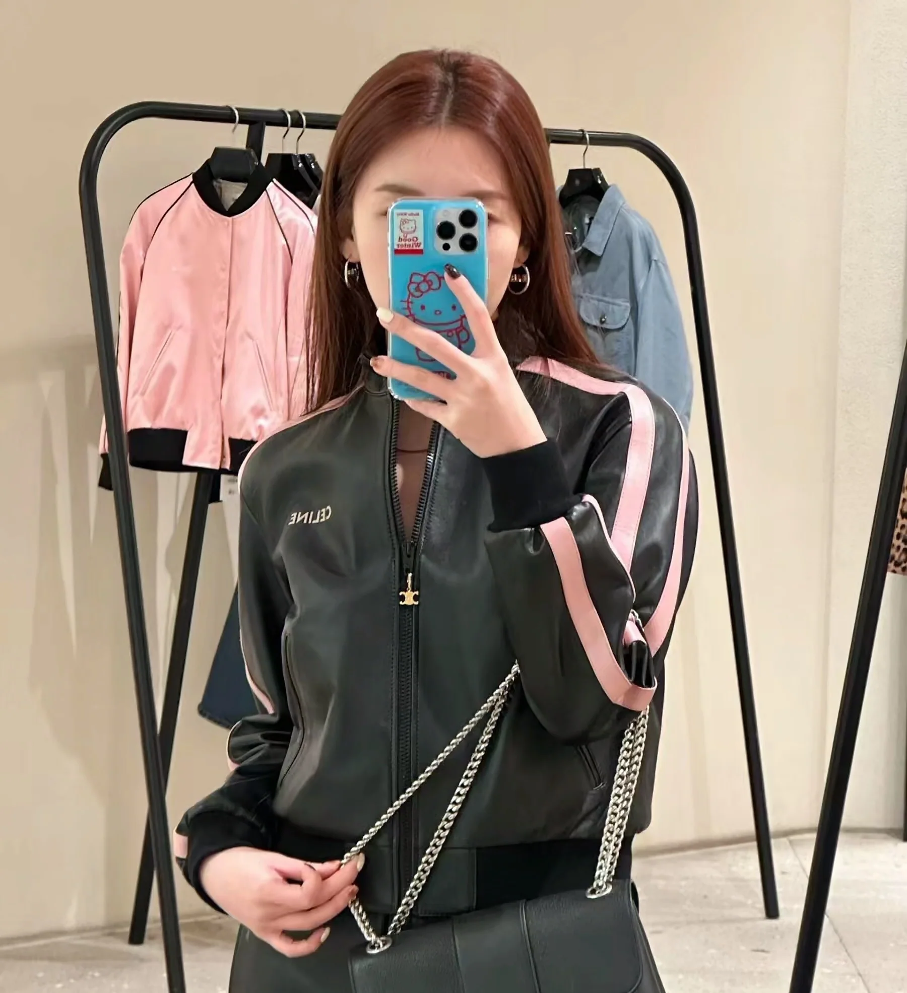 셀린느 다이아몬드 로고 귀걸이 상세 이미지 8