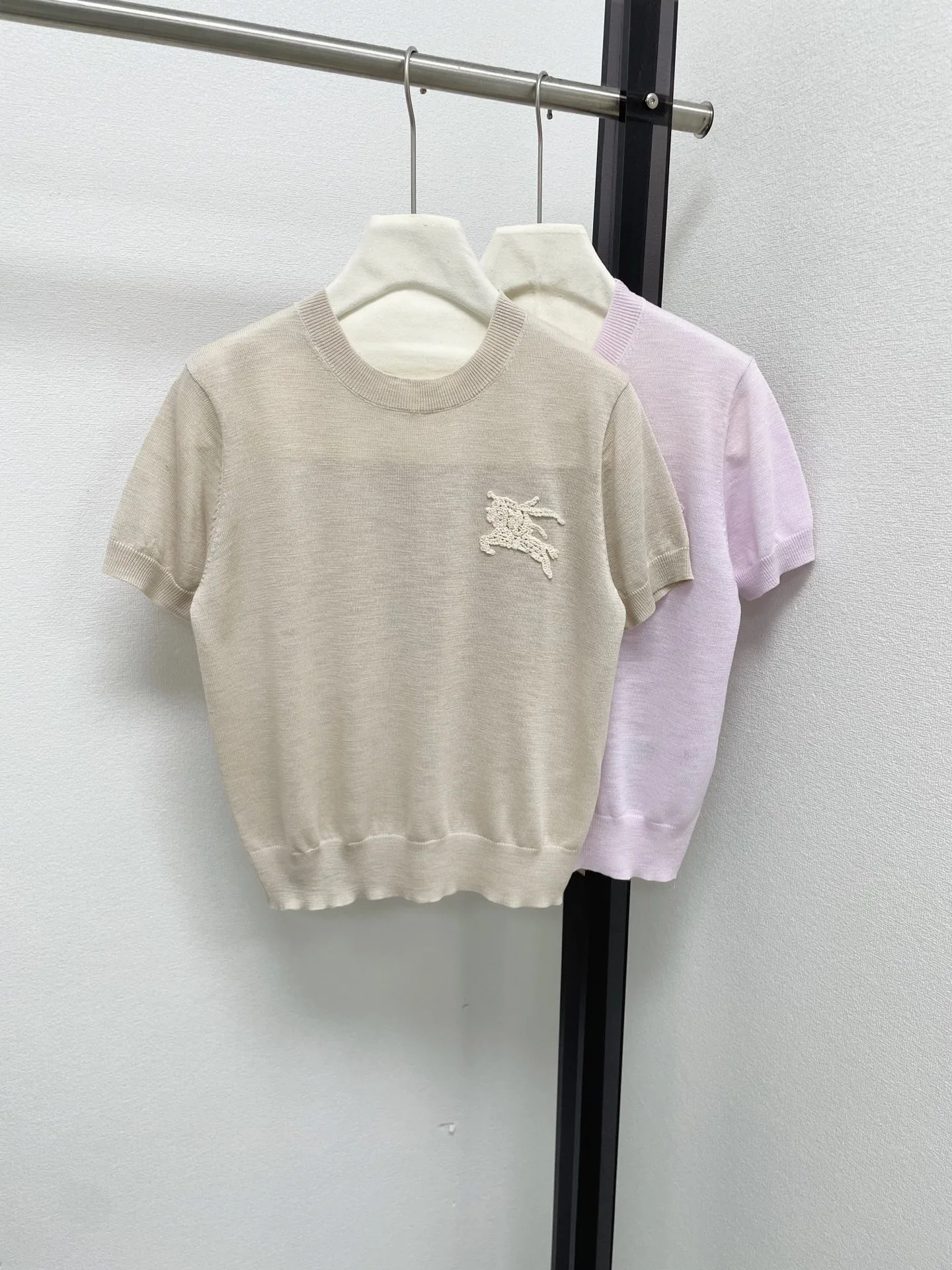 버버리 크루넥 반팔 티셔츠 상세 이미지 1