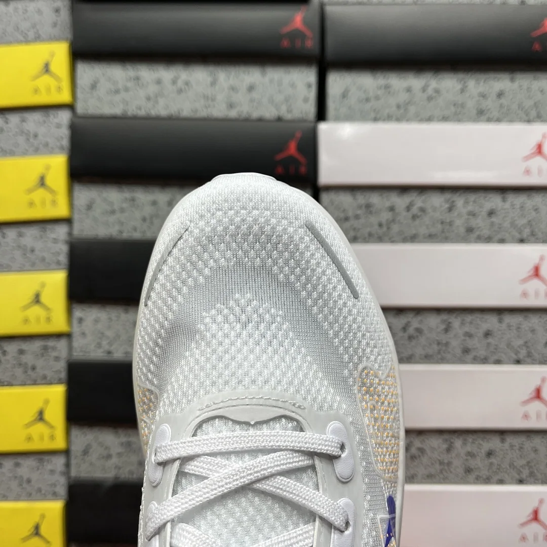 나이키 [CG] 보메로 프리미엄 HQ2050-101 202004 Nike Vomero Premium White Lapis Total Orange 상세 이미지 2