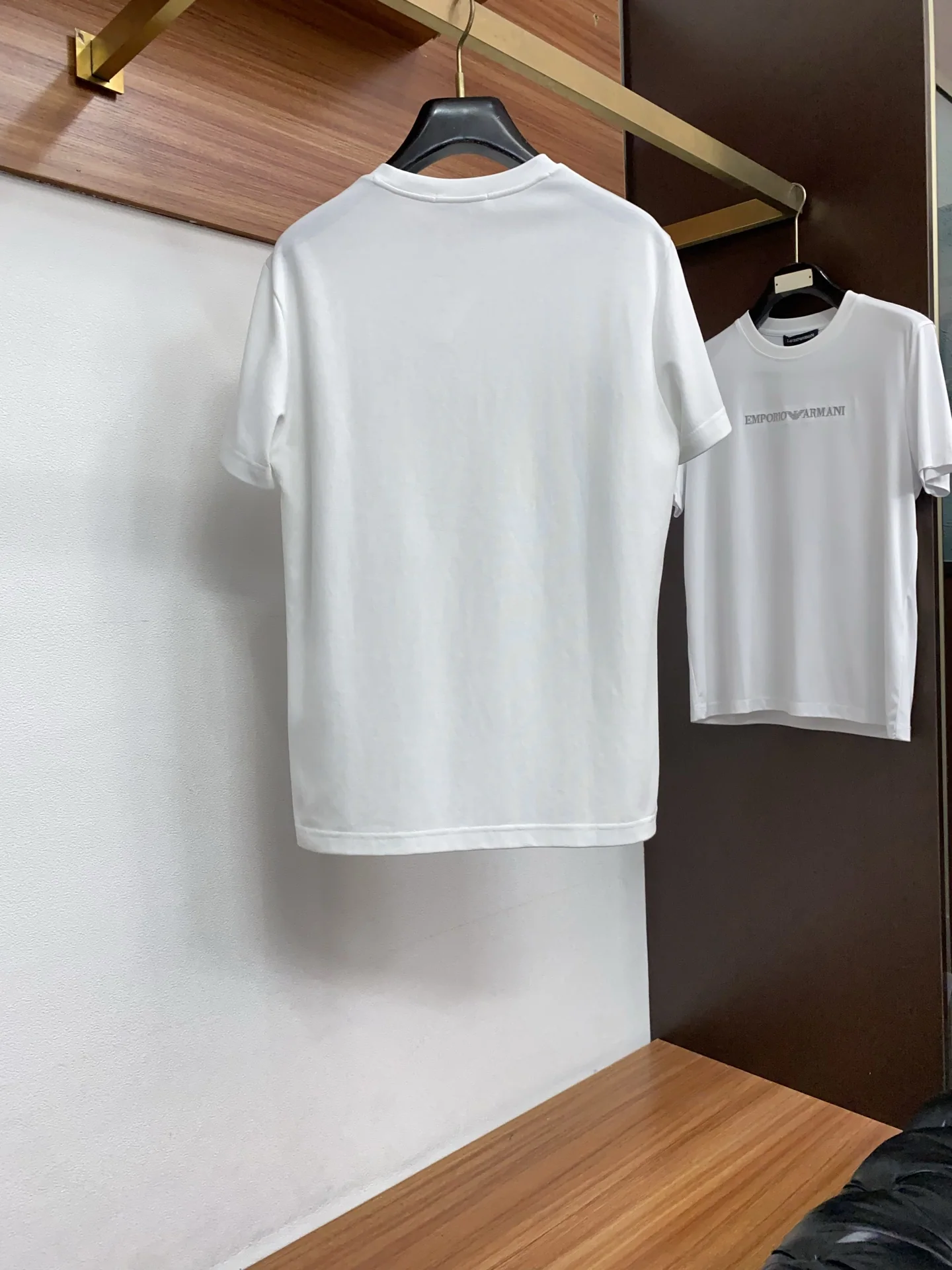 브루넬로쿠치넬리 남성 크루넥 반팔 셔츠 상세 이미지 9