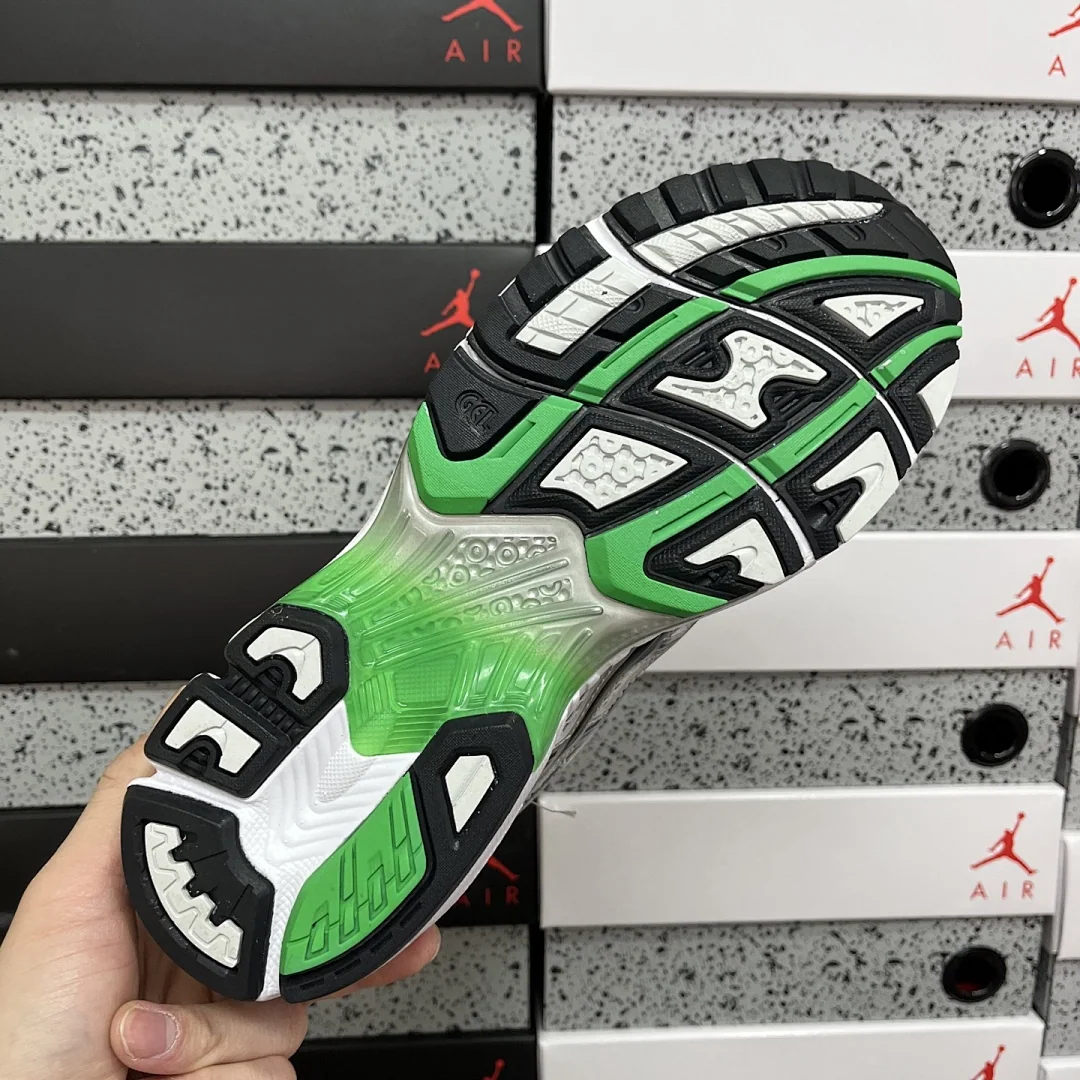아식스 [TOP] 젤 카야노 14 1201A019-110 200305 Asics Gel-Kayano 14 White Malachite Green 상세 이미지 6