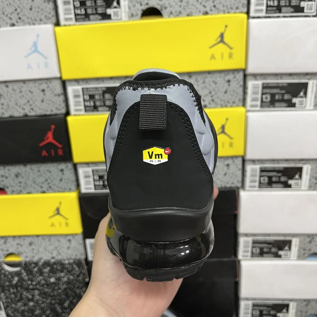 나이키 [OT] 에어 베이퍼맥스 플러스 924463-009 201593 Nike Air VaporMax Plus Black Volt 상세 이미지 3