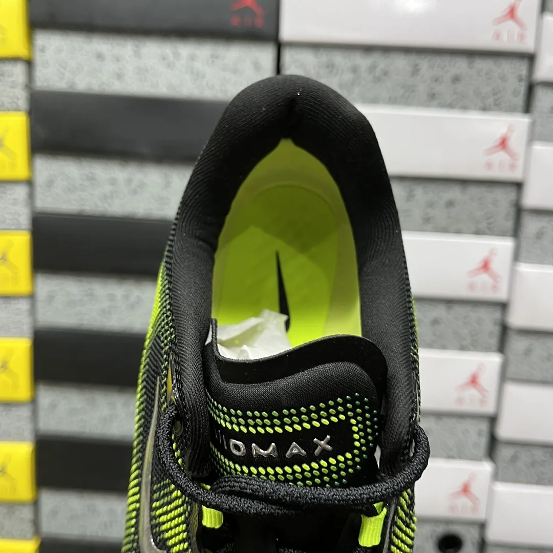 나이키 [EG] 에어 IQ7634-001 201664 Nike Air Liquid Max Black Green Apple 상세 이미지 6