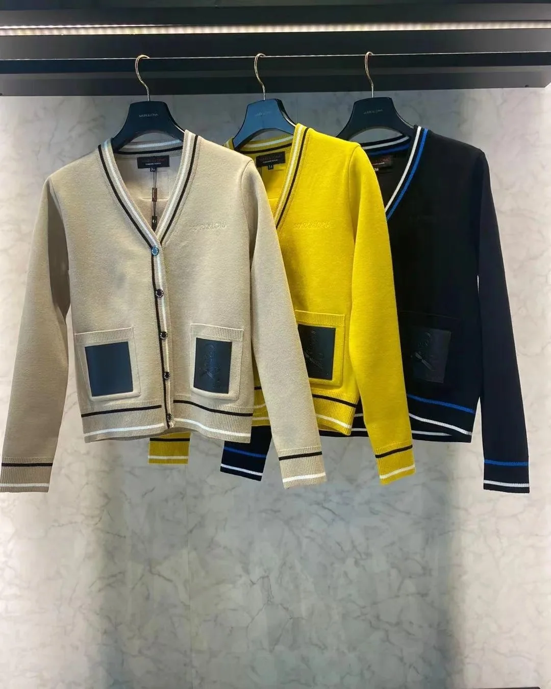 마크앤로나 여성 두꺼운 니트 가디건 153931