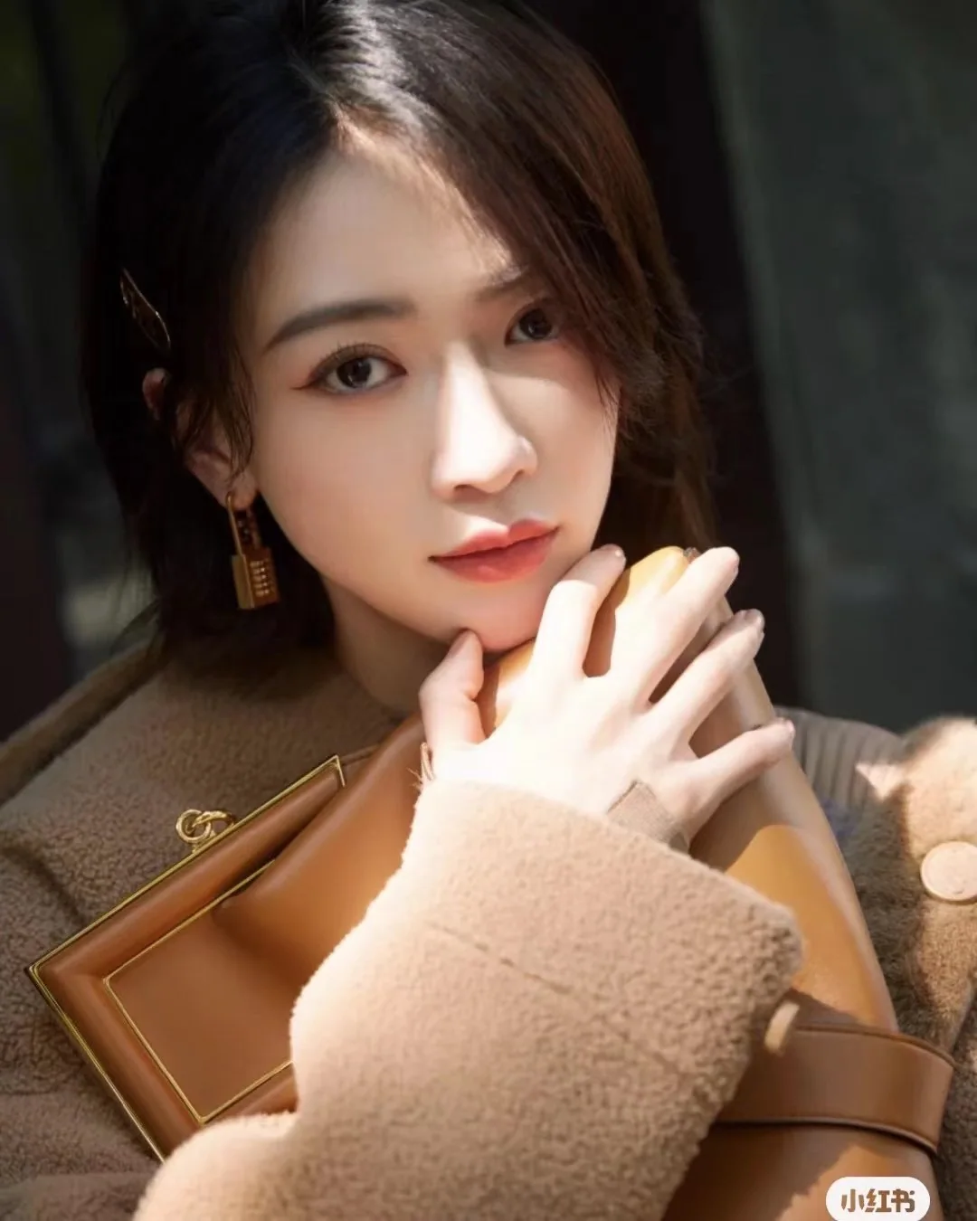 펜디 퍼스트 L 사이즈 가방 상세 이미지 4