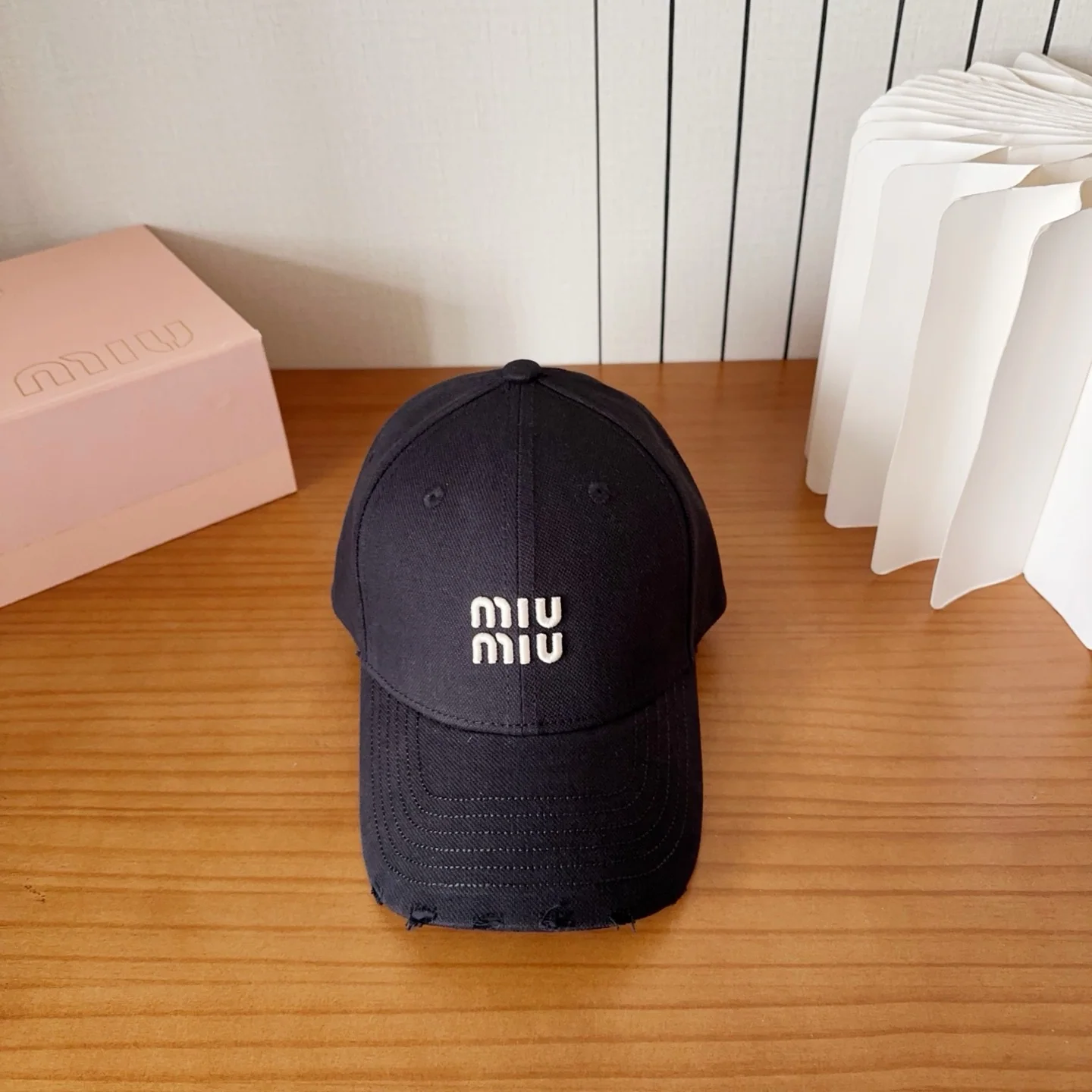 미우미우 모자 80858 Miu Miu Cap 상세 이미지 1