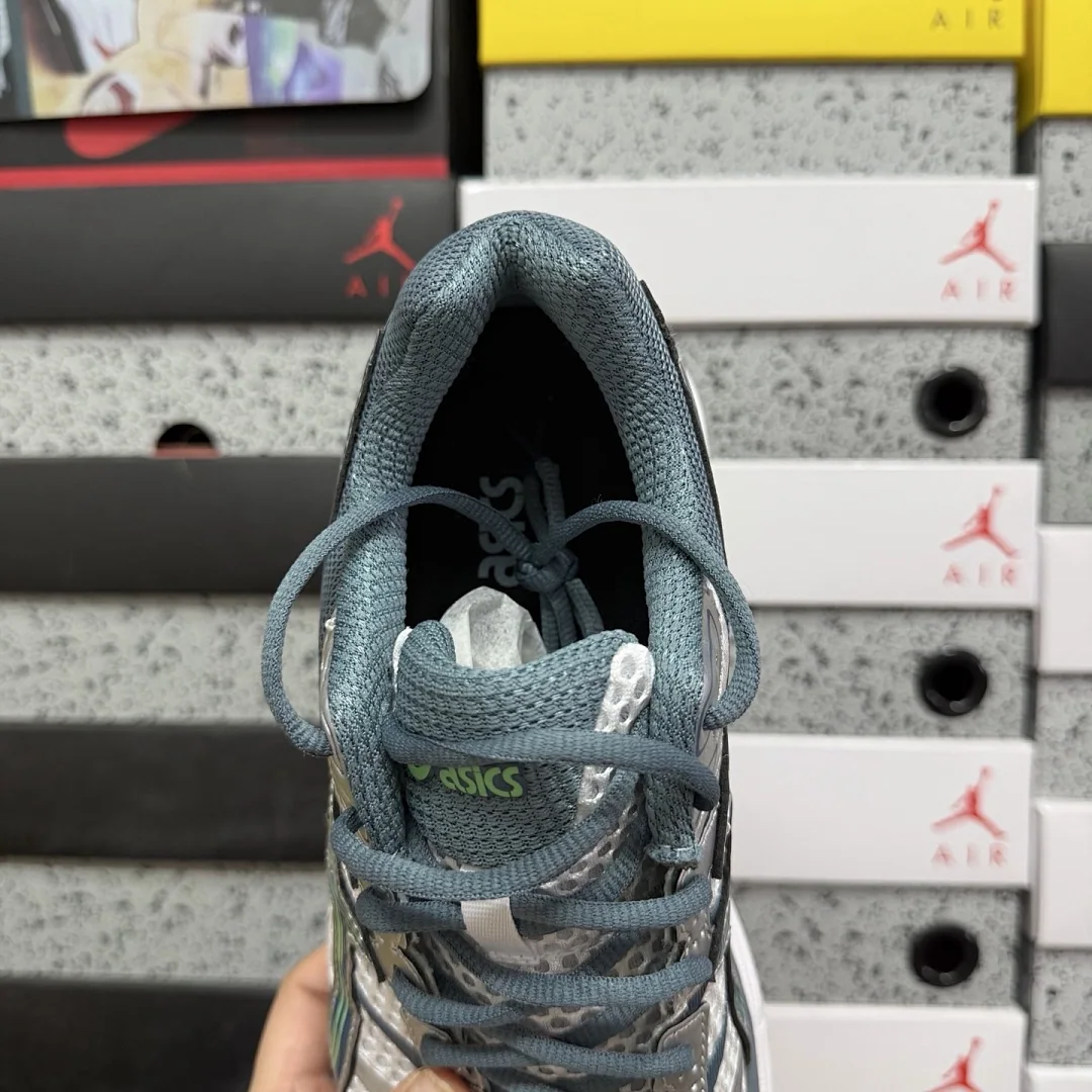 아식스 [TOP] 젤 큐뮬러스 16 1203A733-100 200298 Asics Gel-Cumulus 16 White Ironclad 상세 이미지 5