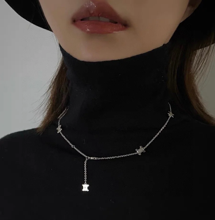 셀린느 프레클라우드 18 K 골드 도금 목걸이 상세 이미지 2