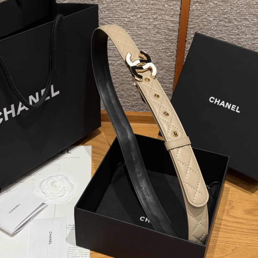 샤넬 다이아몬드 패턴 램스킨 더블 C 벨트 상세 이미지 4