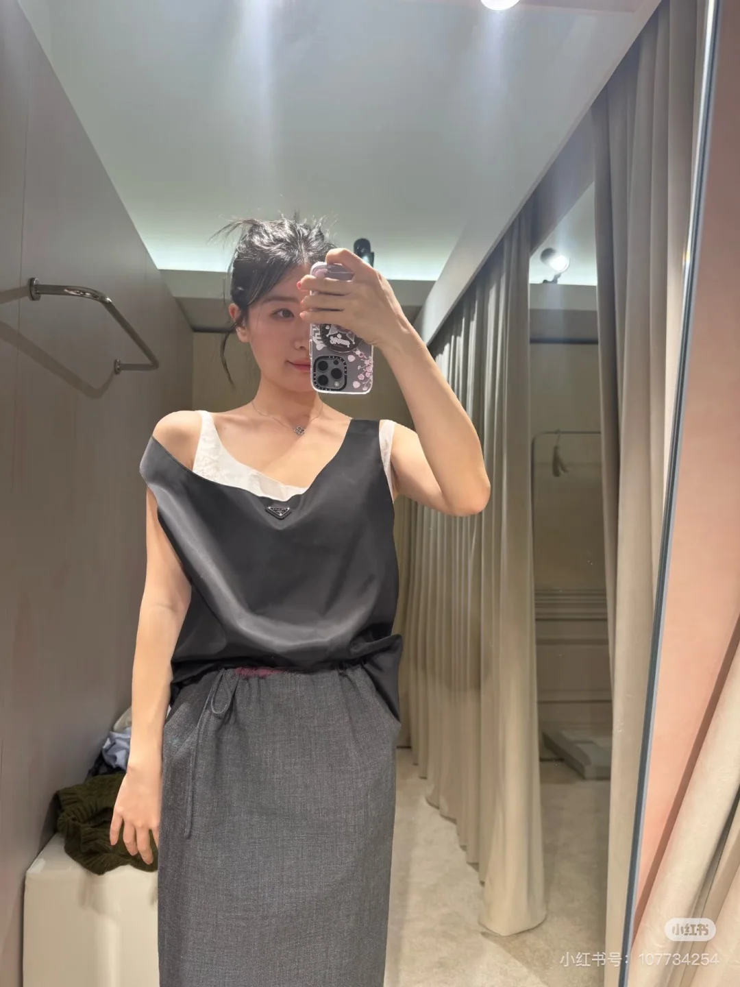 프라다 친환경 리사이클 나일론 여성 반팔 티셔츠 상세 이미지 7