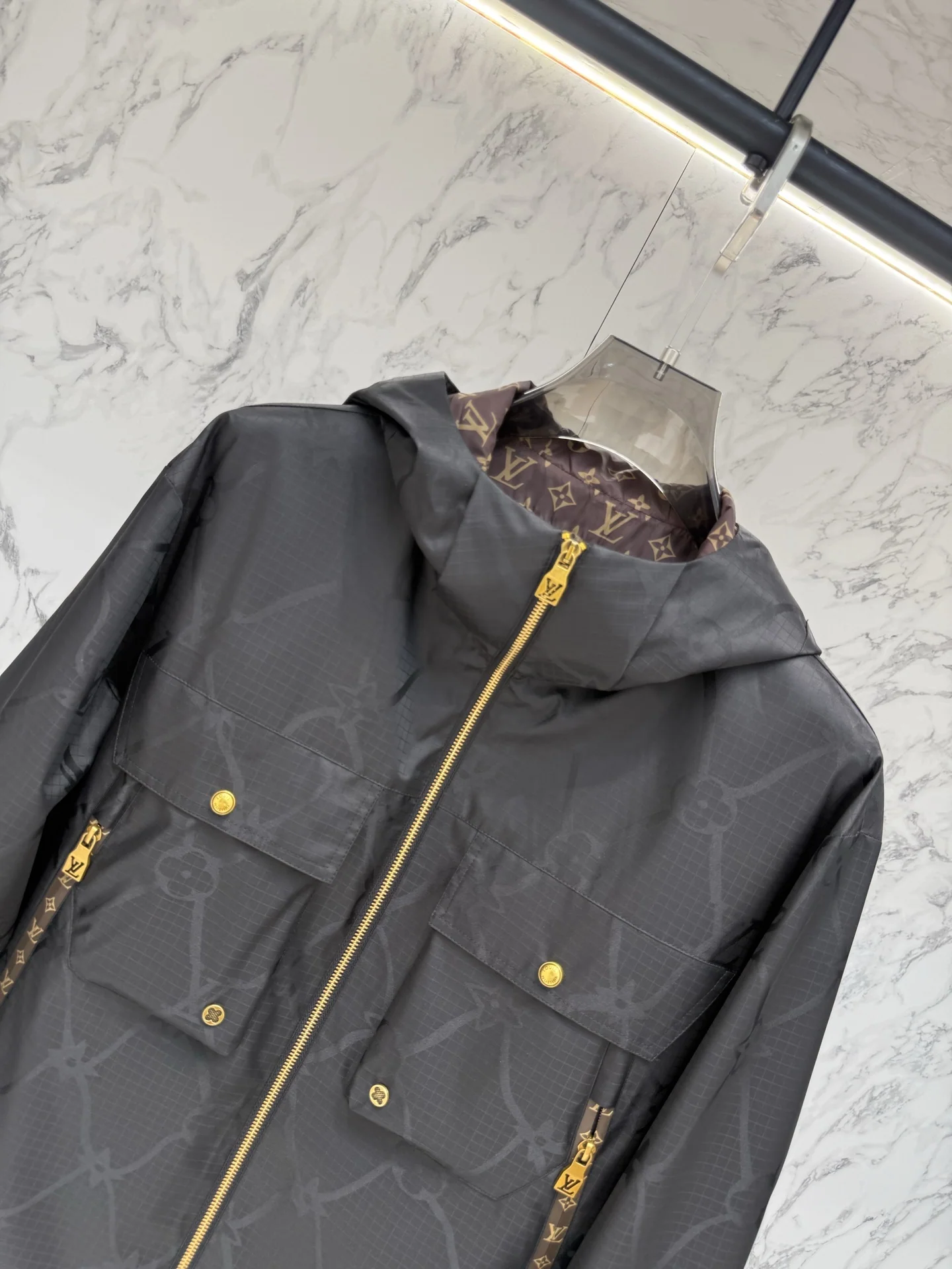 루이비통 26 SS 후드 집업 자켓 19428 Louis Vuitton 상세 이미지 4