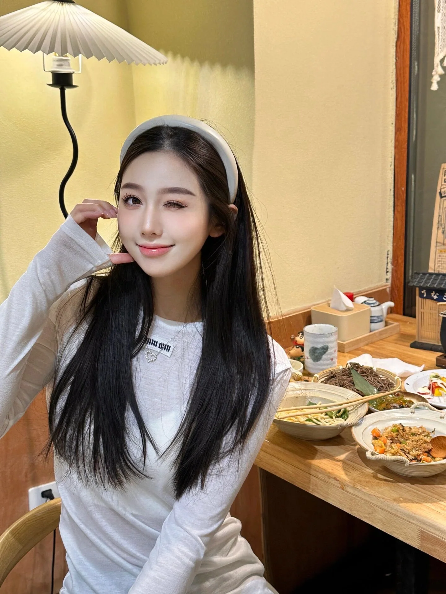미우미우 얇은 긴팔 티셔츠 26 SS 상세 이미지 1