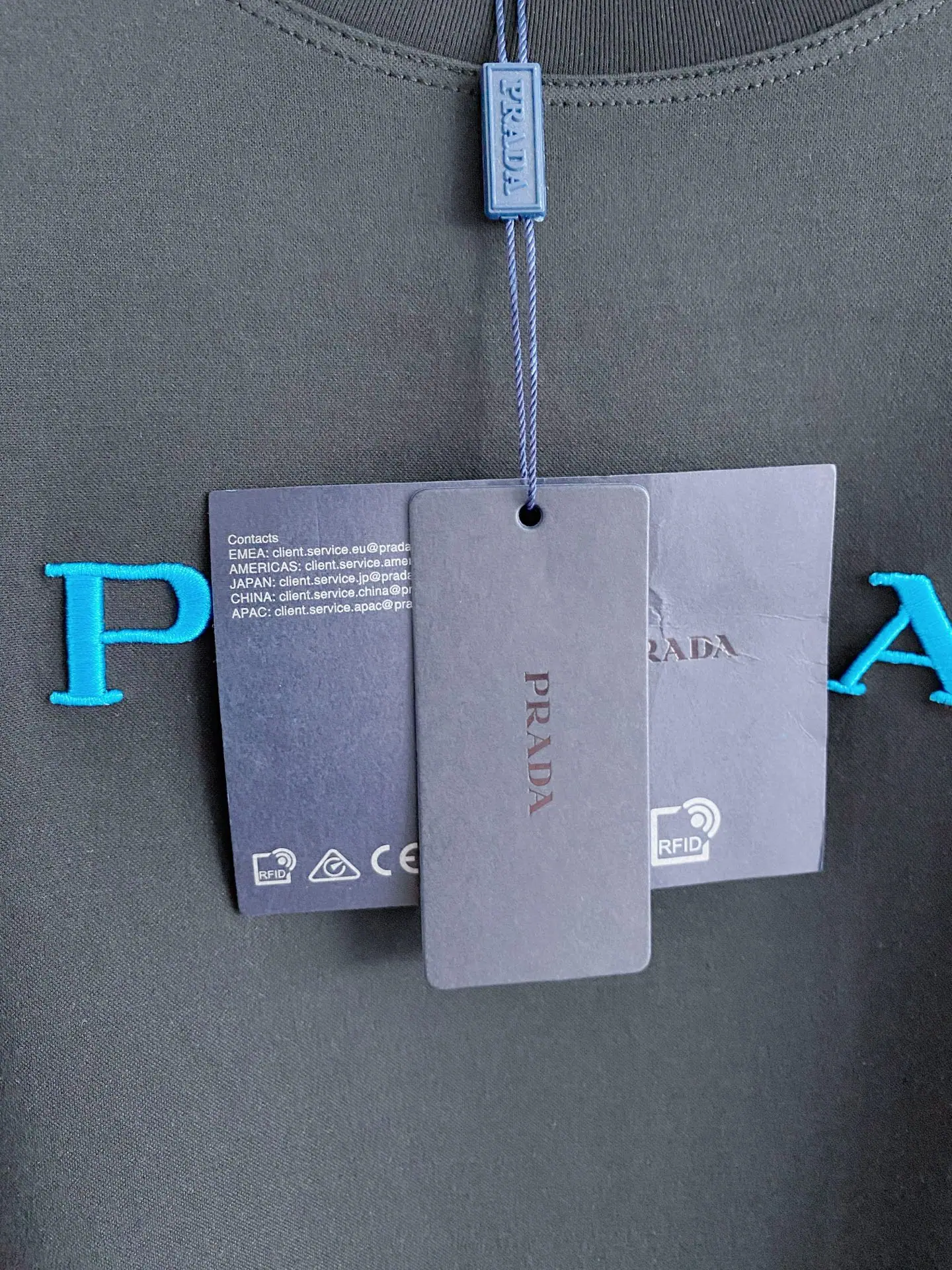 프라다 남성 부티크 크루넥 반팔 티셔츠 상세 이미지 5