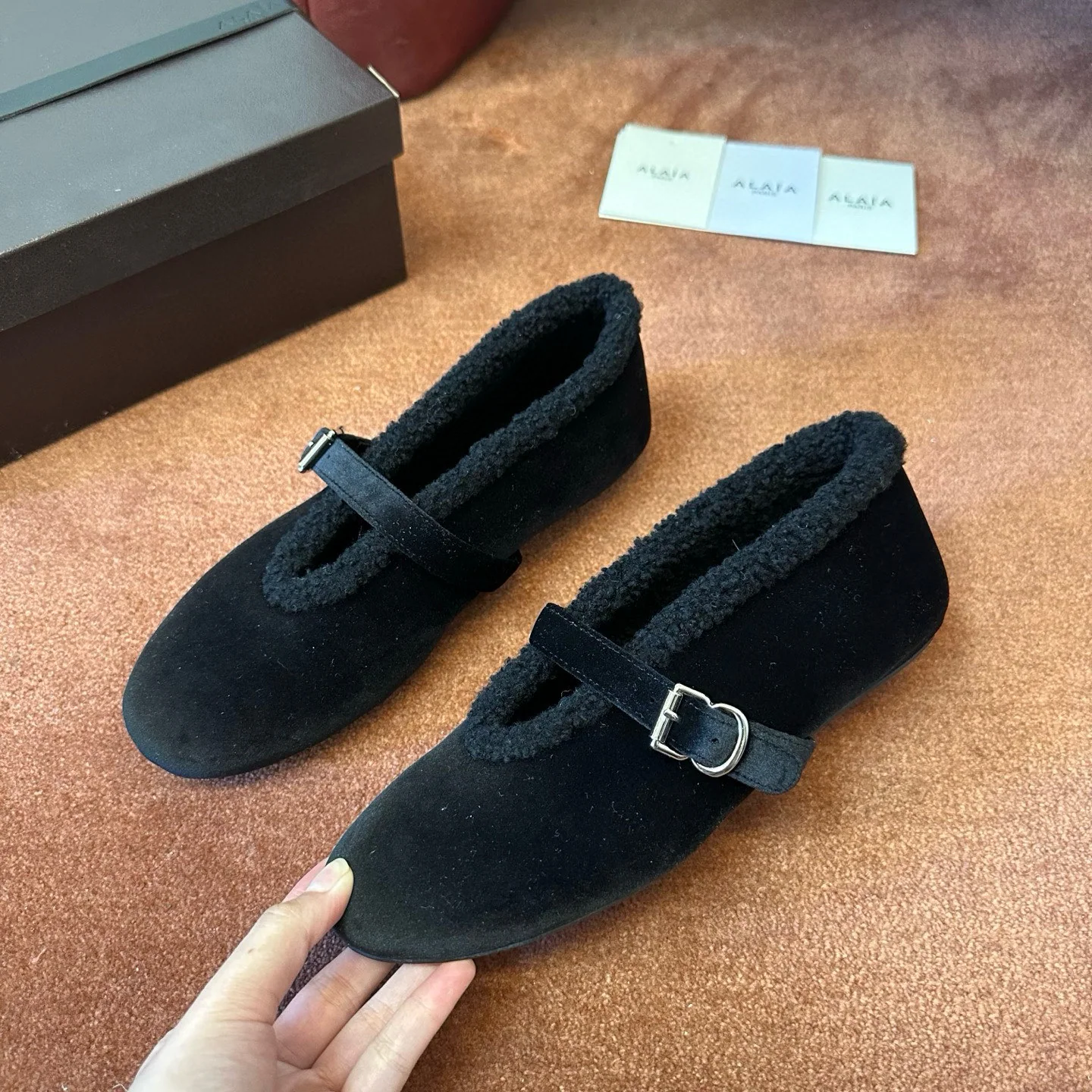 알라이아 꼬임 발레 슈즈 상세 이미지 2