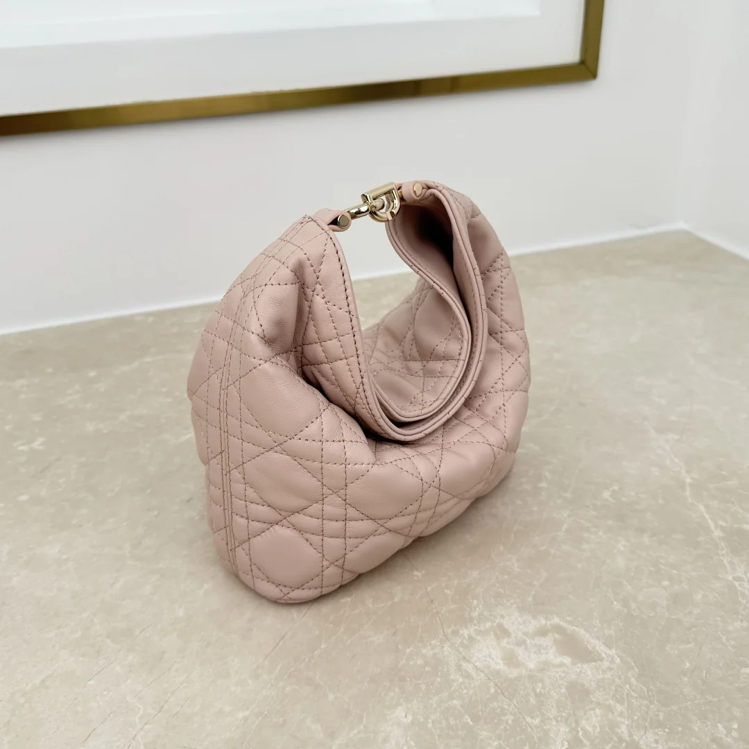 디올 투쥬르 호보 미니 버킷 가방 상세 이미지 5