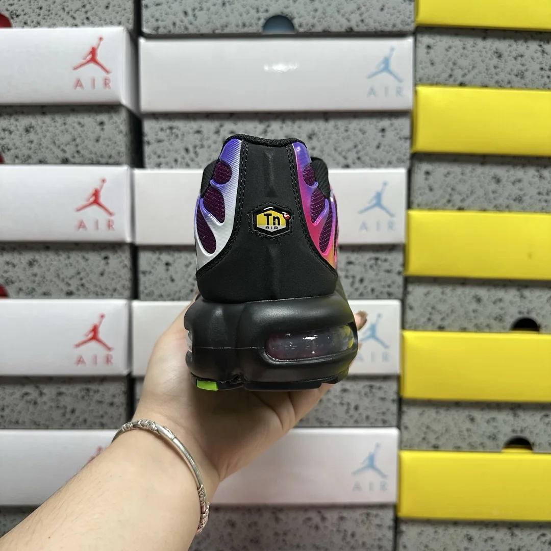 나이키 [DF] 에어 맥스 플러스 604133-610 201516 Nike Air Max Plus Rebellious Fireberry 상세 이미지 4