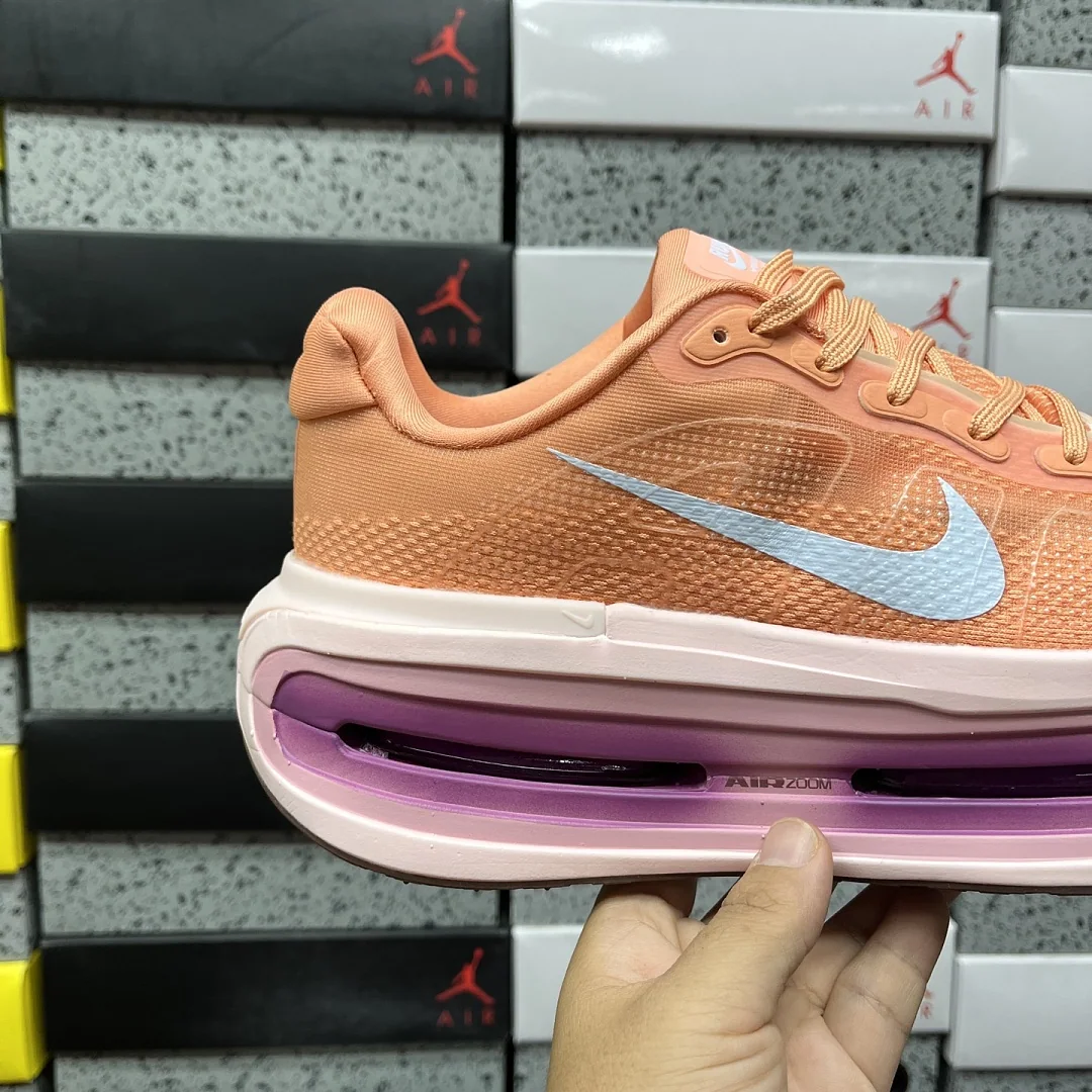 나이키 [5A] 보메로 프리미엄 HM5973-801 201694 Nike Vomero Premium Tangerine Tint Pink Foam 상세 이미지 4