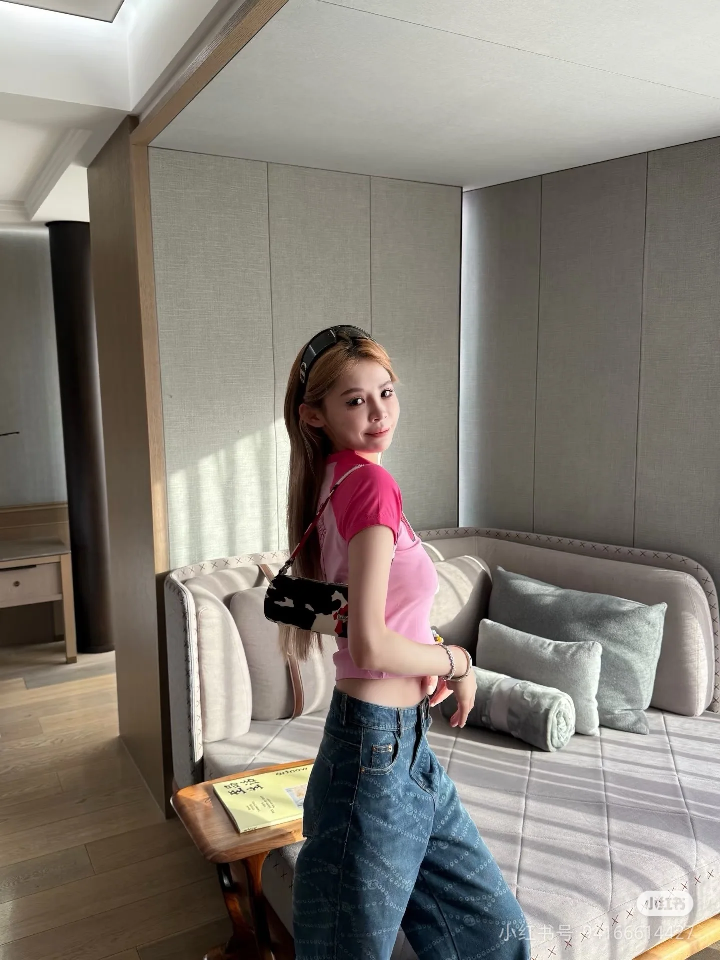 크롬하츠 여성 반팔 티셔츠 상세 이미지 3