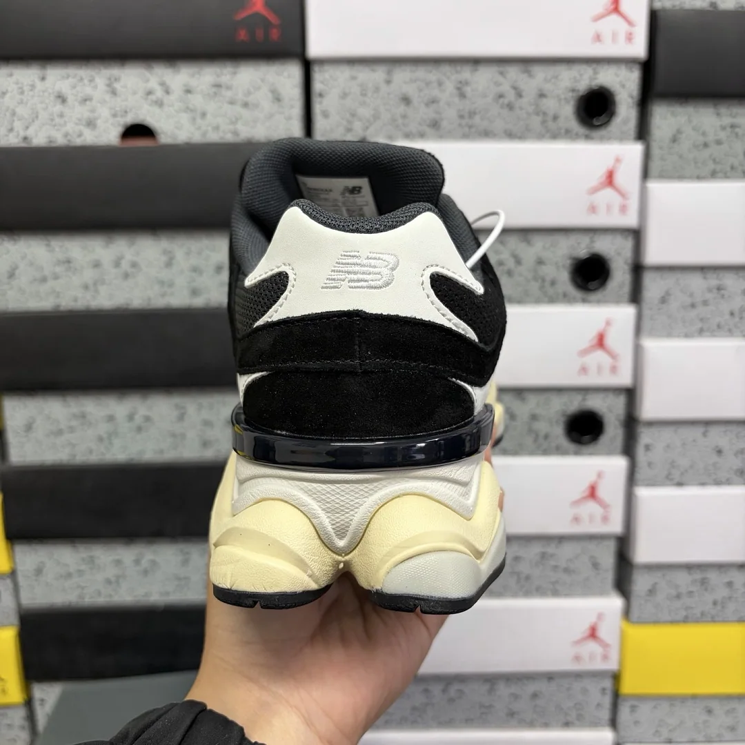 뉴발란스 [C] 9060 화이트 U9060AAA 202088 New Balance 9060 상세 이미지 3