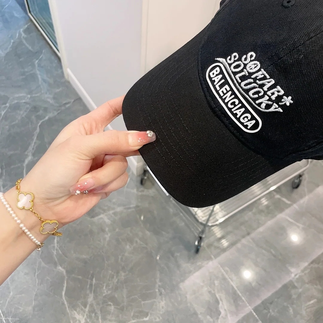 발렌시아가 워시드 면 베이스볼캡 상세 이미지 3