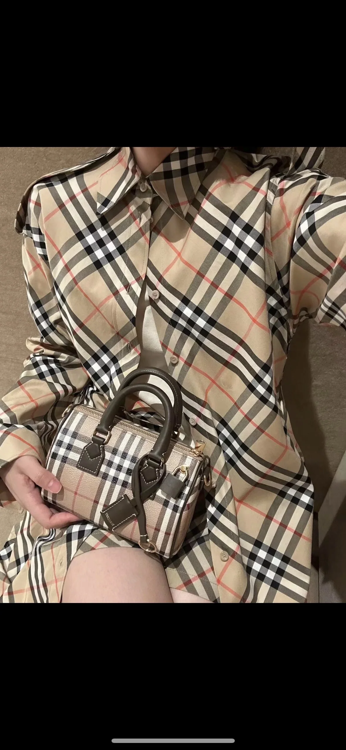 버버리 미니 보스턴 백 가방 상세 이미지 1