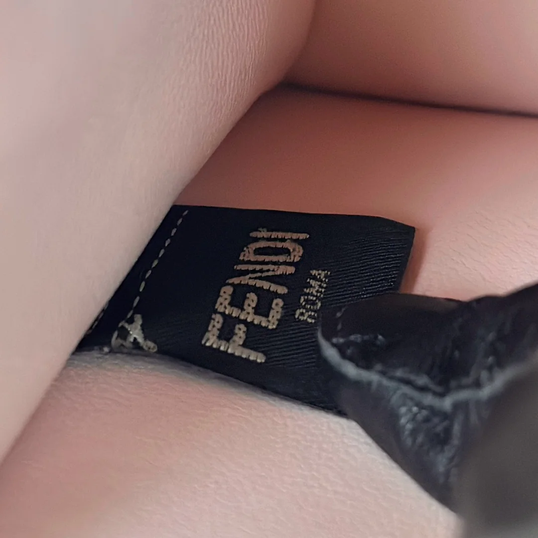 펜디 아이 씨 유 쁘띠 뱀가죽 숄더백 상세 이미지 7