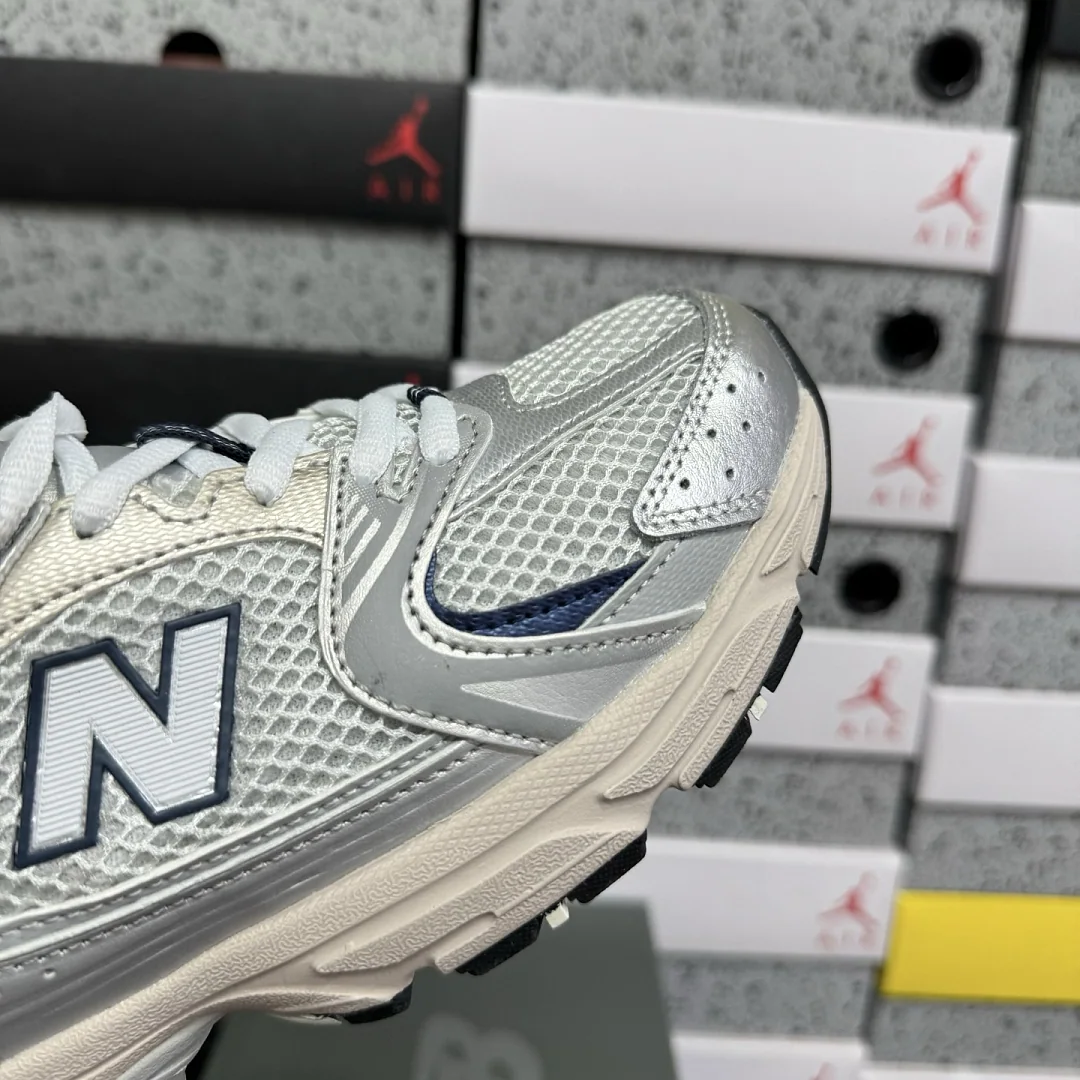 뉴발란스 [WZ] 530 MR530KA 202043 New Balance 530 Steel Grey 상세 이미지 10