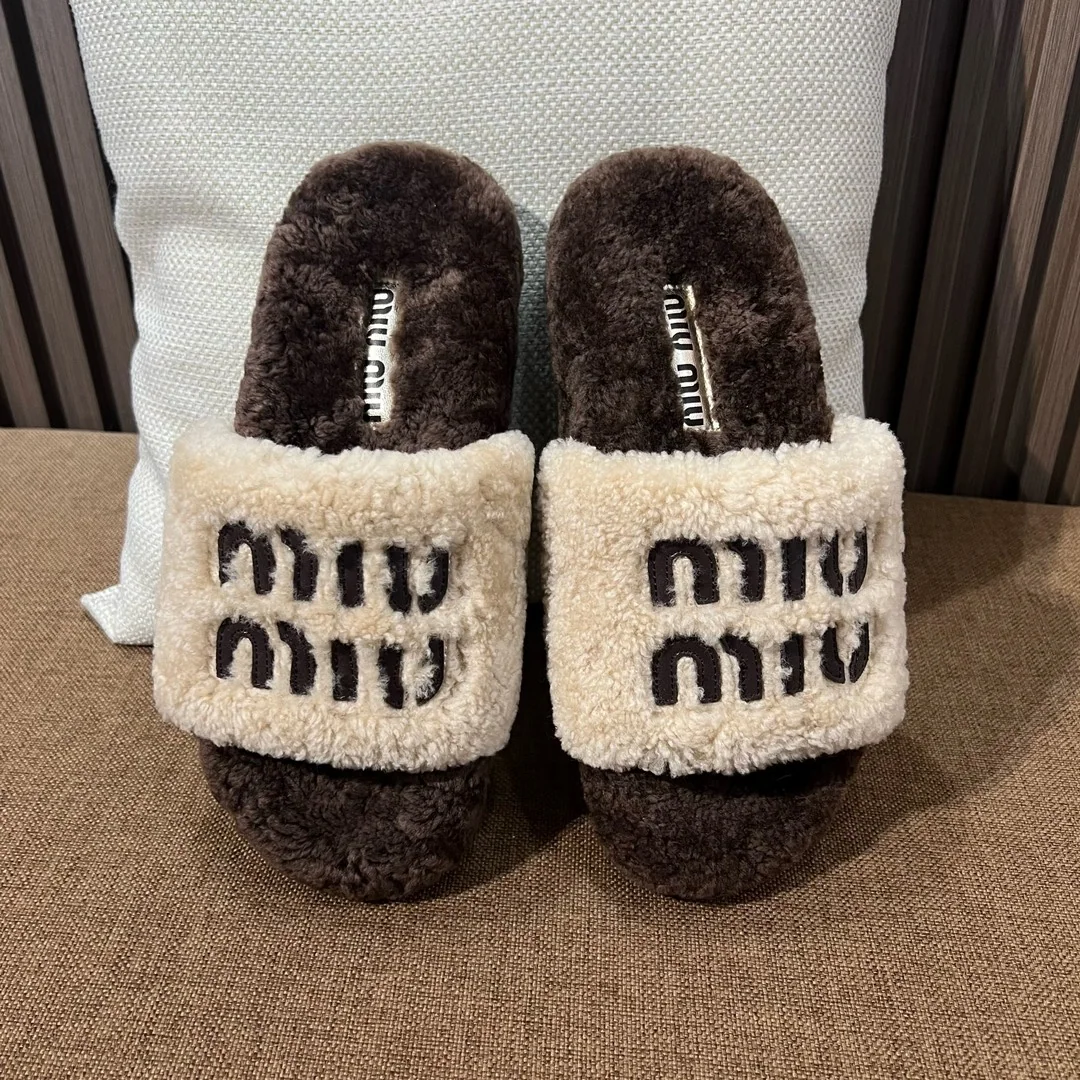 미우미우 샌들 램울 187248