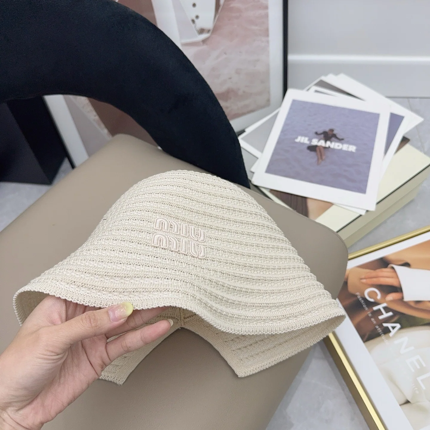 미우미우 모자 80787 Miu Miu Cap 상세 이미지 2