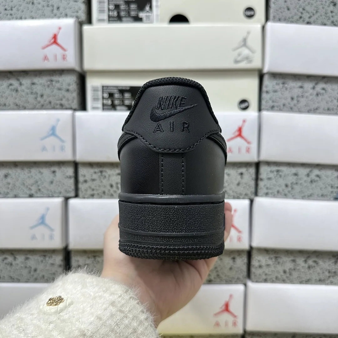 나이키 [XY/PB] 에어 포스 1 로우 CW2288-001 201726 Nike Air Force 1 Low '07 Black 상세 이미지 5