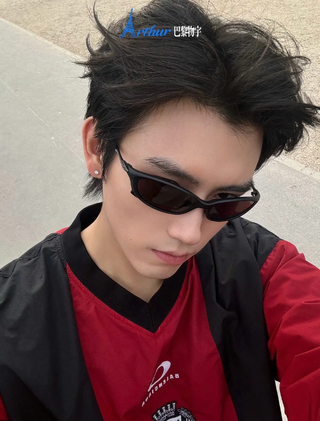 발렌시아가 컬러 블록 V넥 긴팔 티셔츠 상세 이미지 12