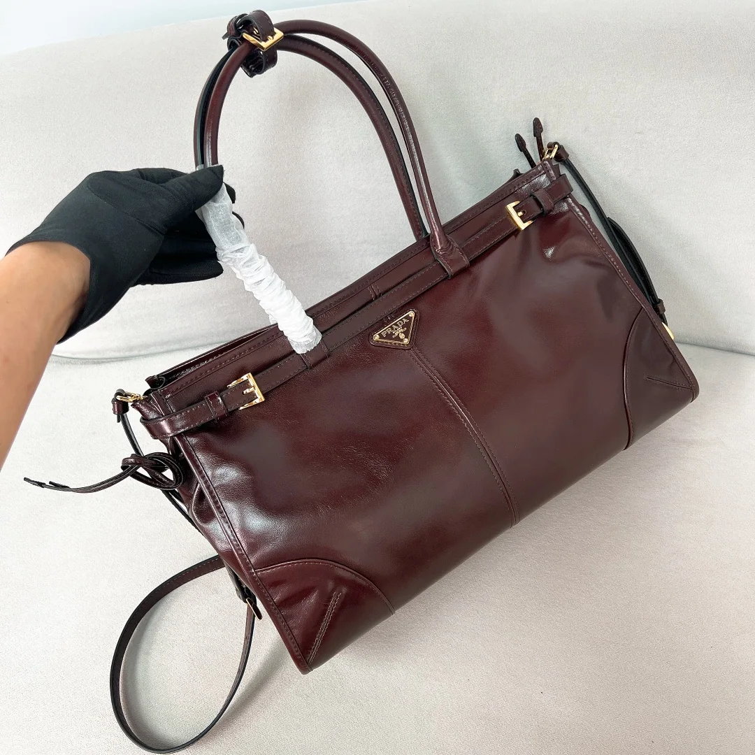 프라다 럭스소프트 빈티지 가죽 토트백 1BA433 상세 이미지 2