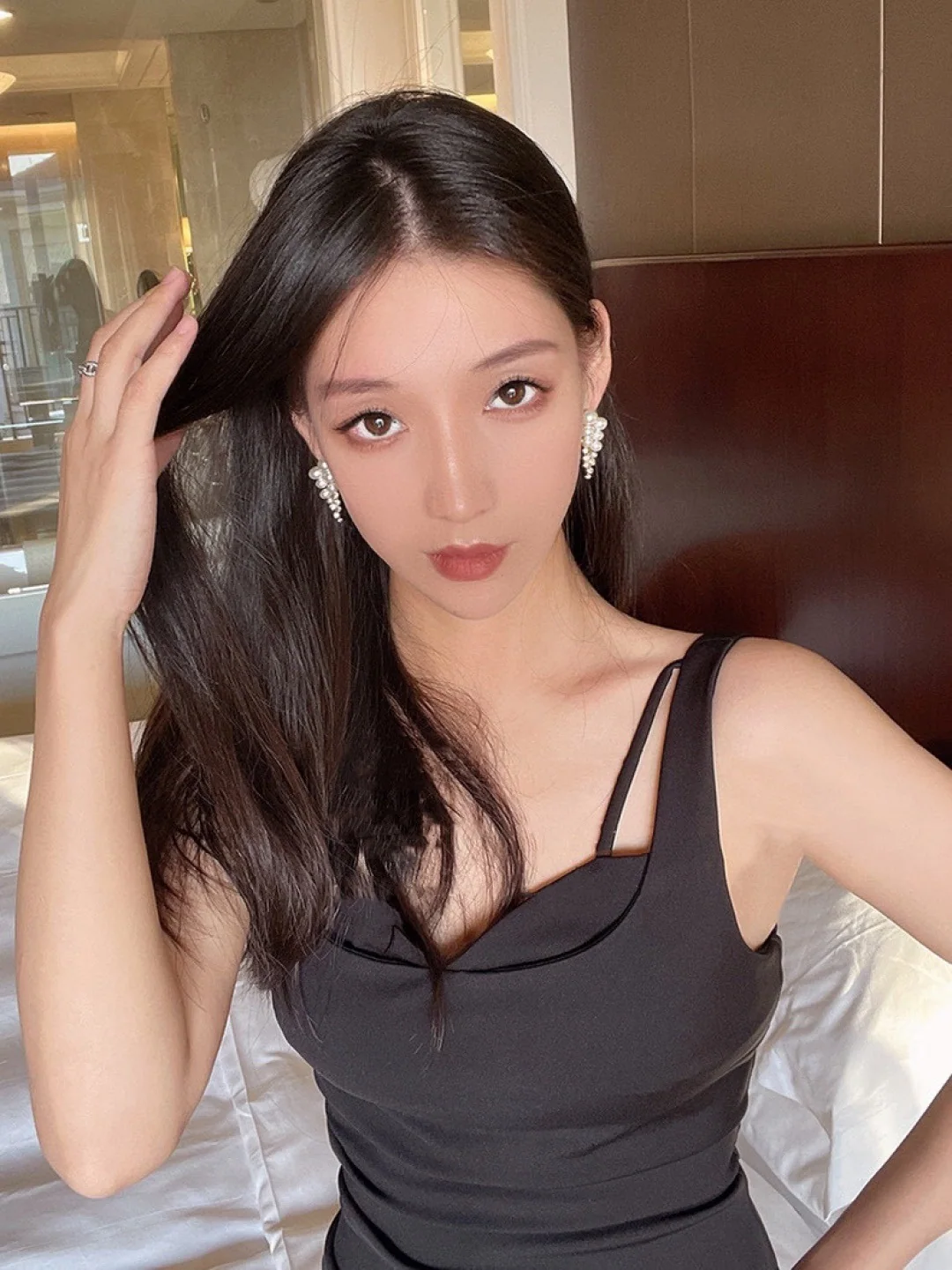 셀린느 스와로브스키 진주 장식 비즈 귀걸이 상세 이미지 2