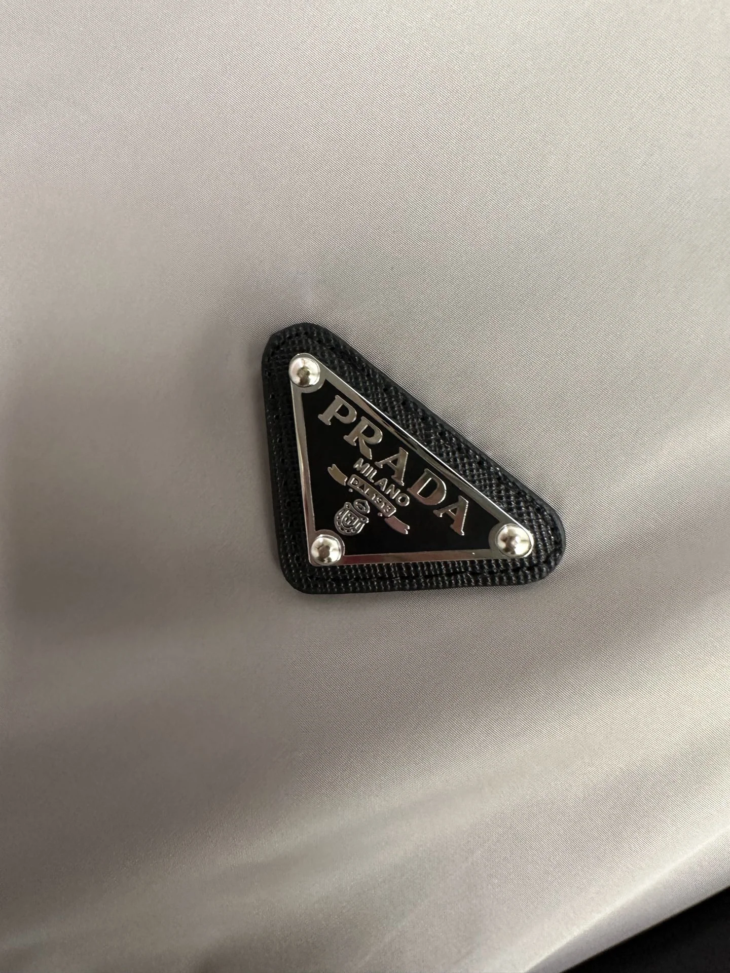 프라다 26 SS 런웨이 신상 재킷 19419 Prada 상세 이미지 8