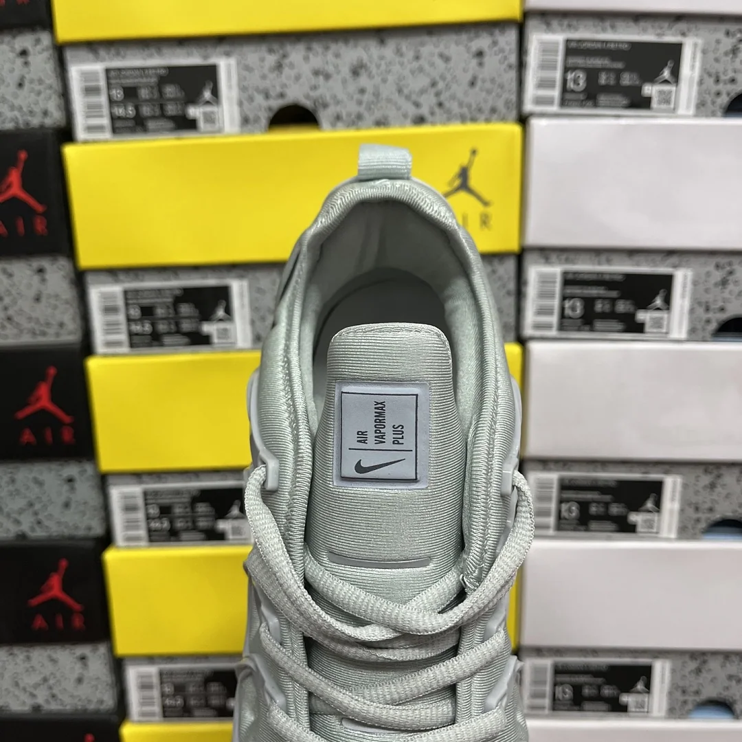나이키 [OT] 에어 베이퍼맥스 플러스 924453-005 201580 Nike Air VaporMax Plus Cool Grey 상세 이미지 3