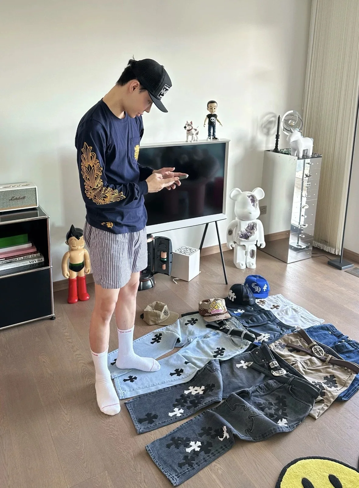 크롬하츠 검과 덩굴 프린트 네이비 긴팔 티셔츠 상세 이미지 11