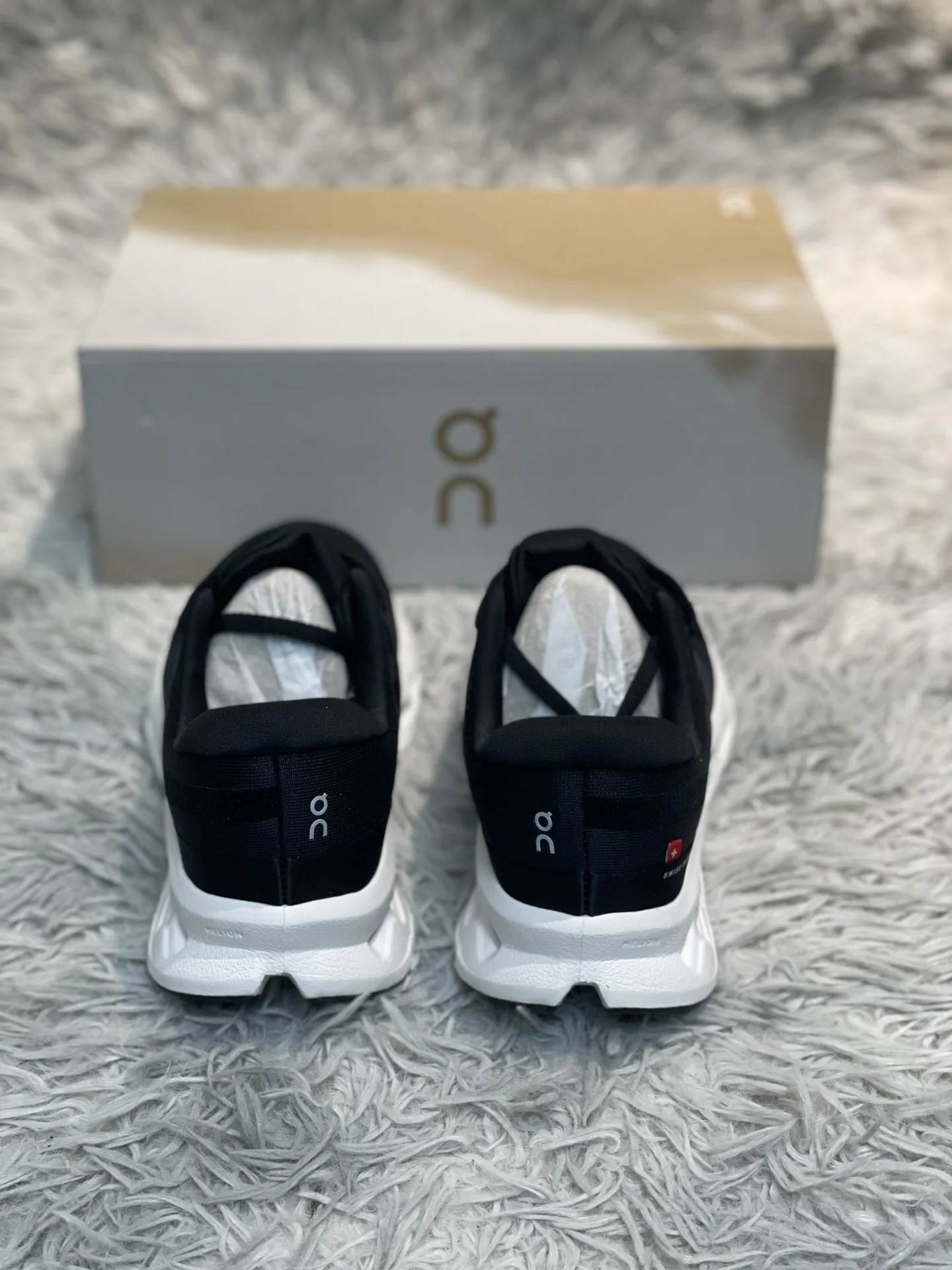 ON Cloudsurfer 2 남녀 서퍼 신발 상세 이미지 3