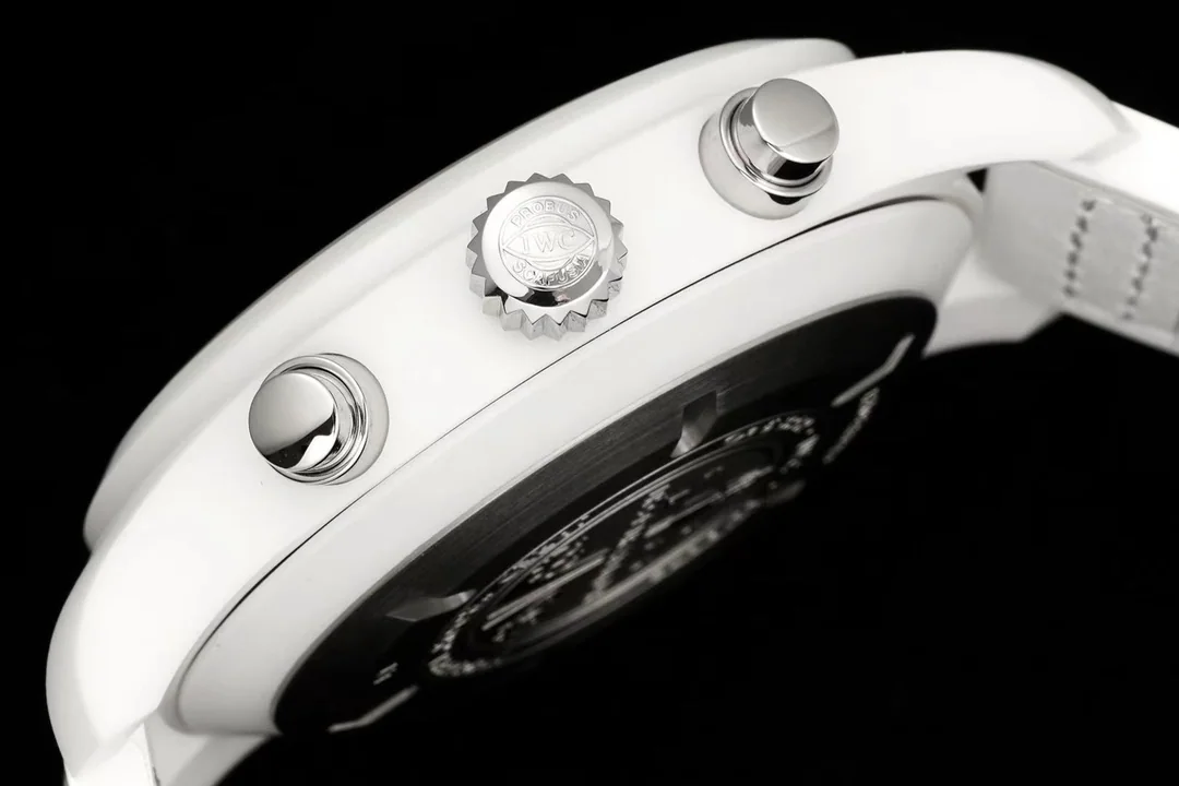 IWC 파일럿 크로노그래프 인스피레이션 4 세라믹 시계 상세 이미지 7