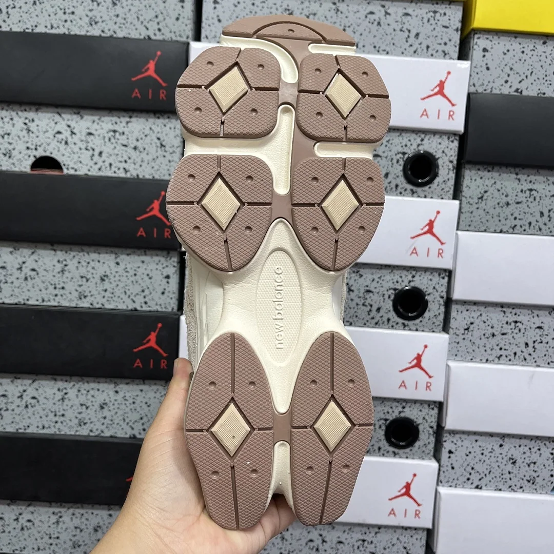 뉴발란스 [C] 9060 U9060CCB 202218 New Balance 9060 상세 이미지 10