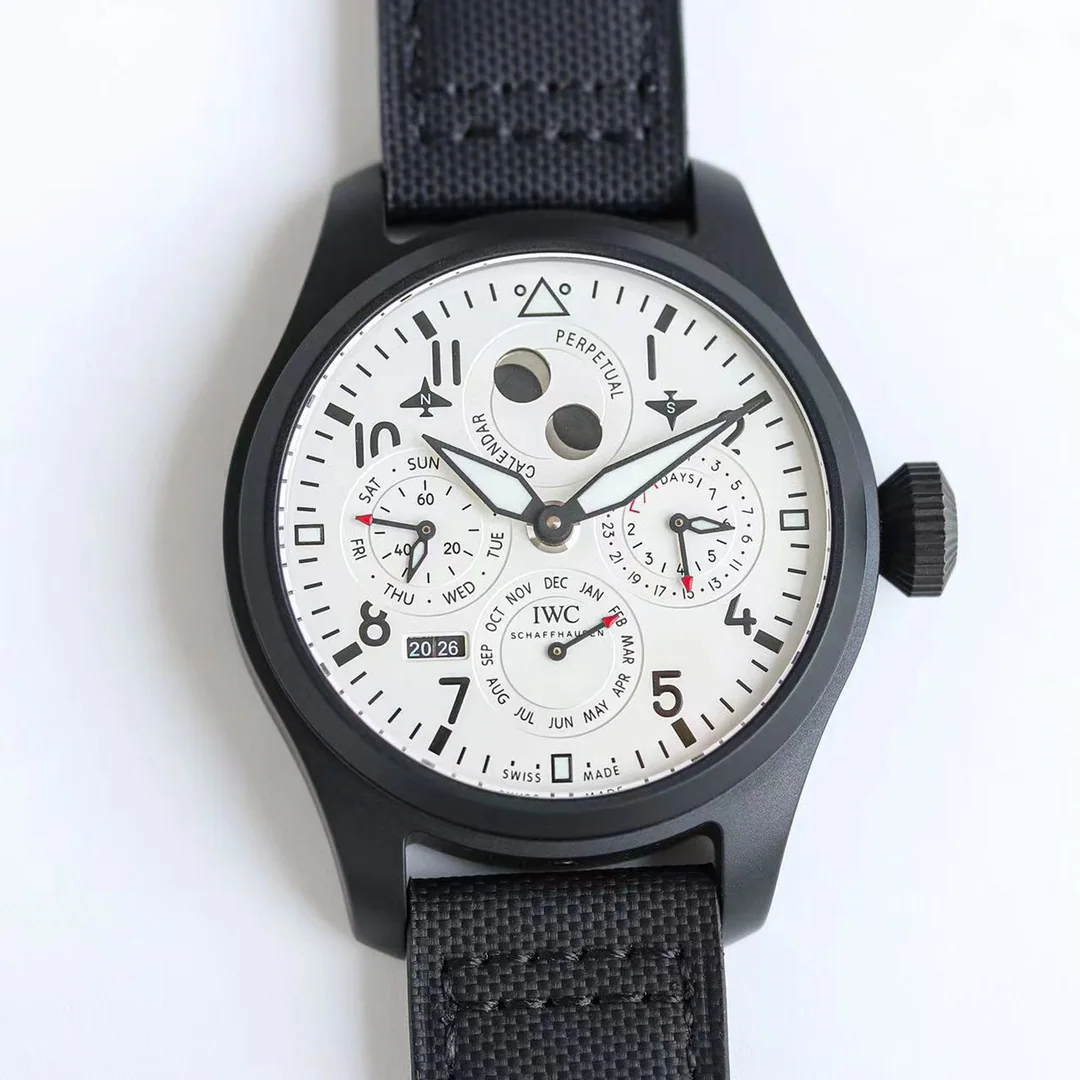 IWC 빅파일럿 퍼페추얼 캘린더 시계 42508